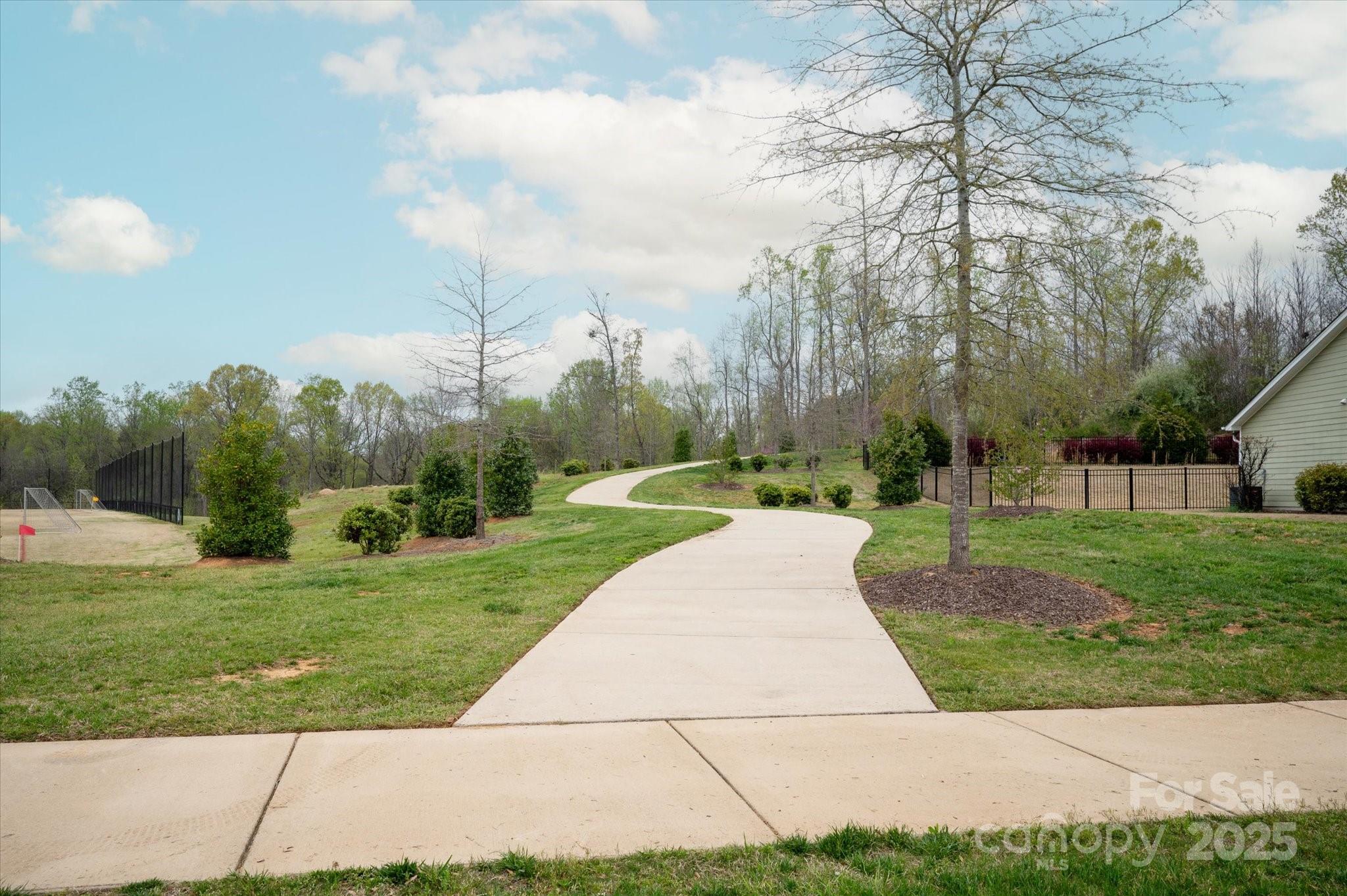 10241 Black Locust Lane