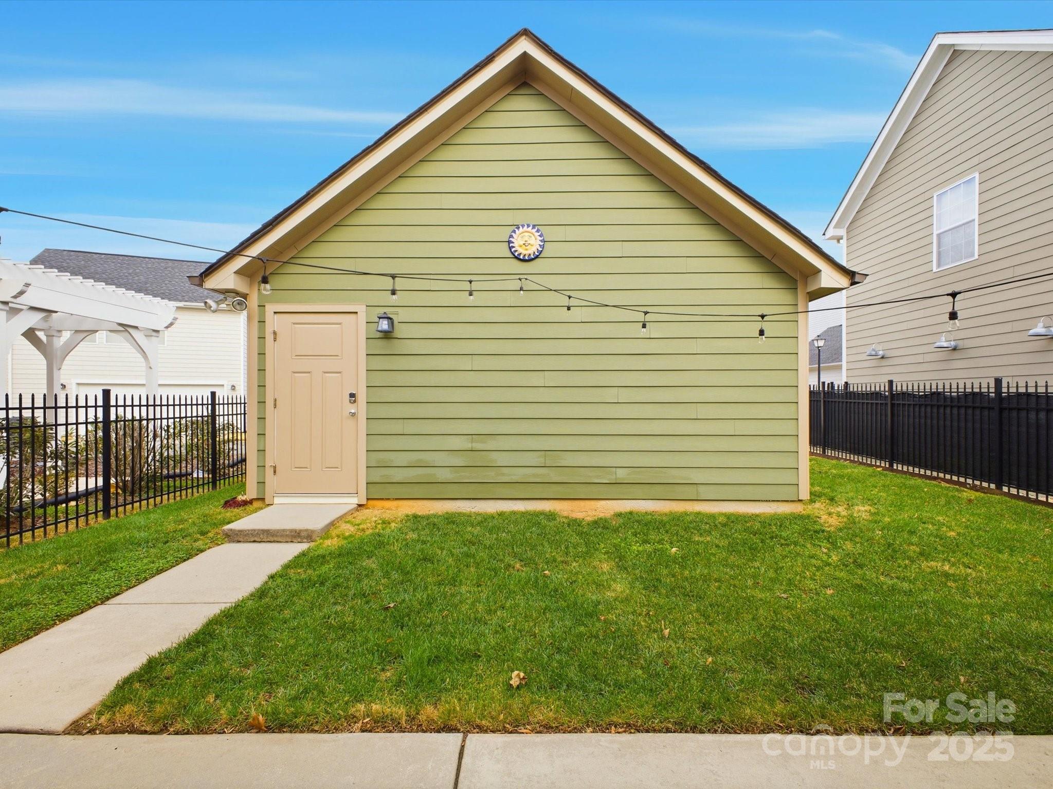 1904 Woodward Avenue