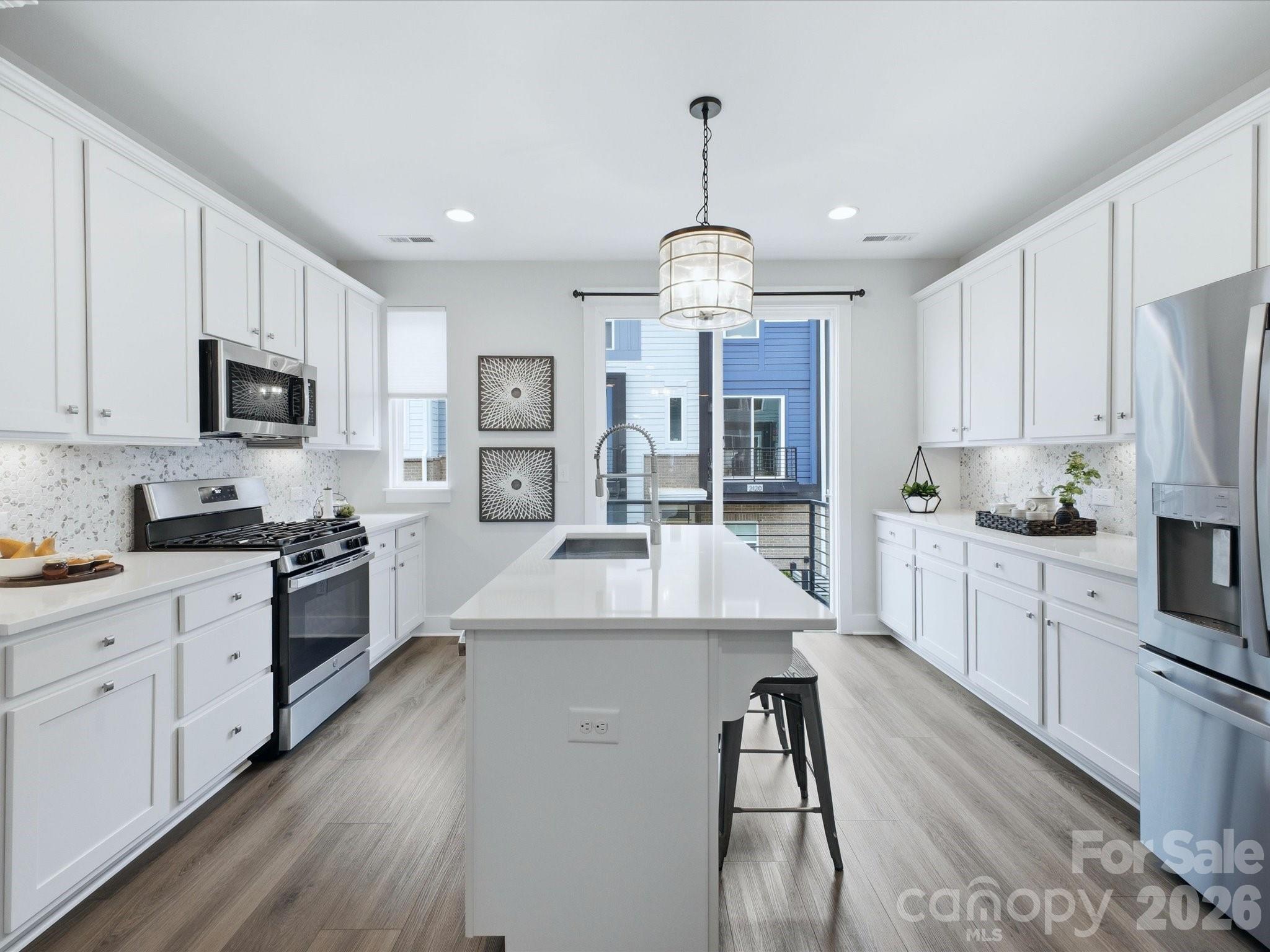 2140 Electric Lane