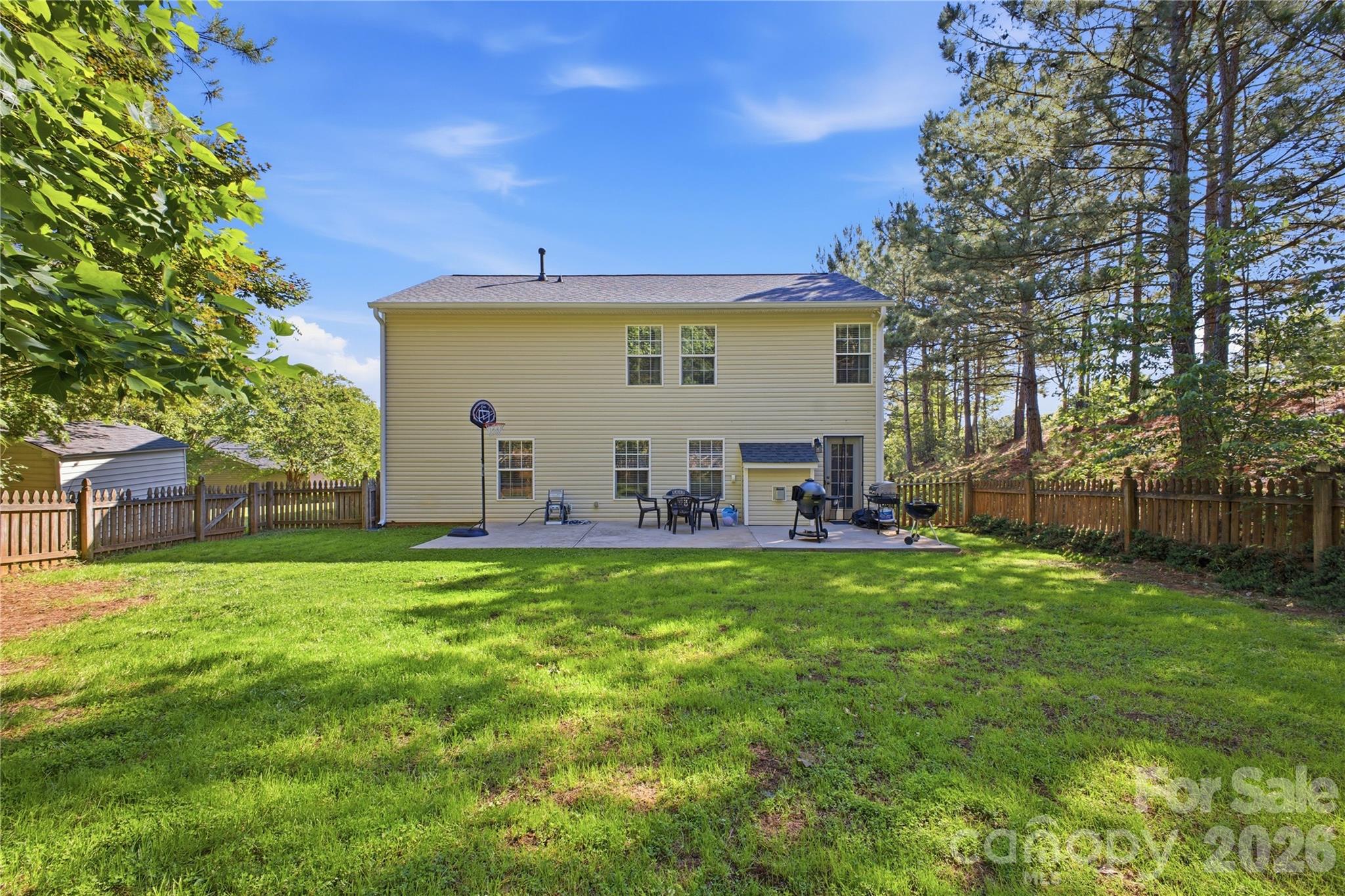 2001 Campfield Court
