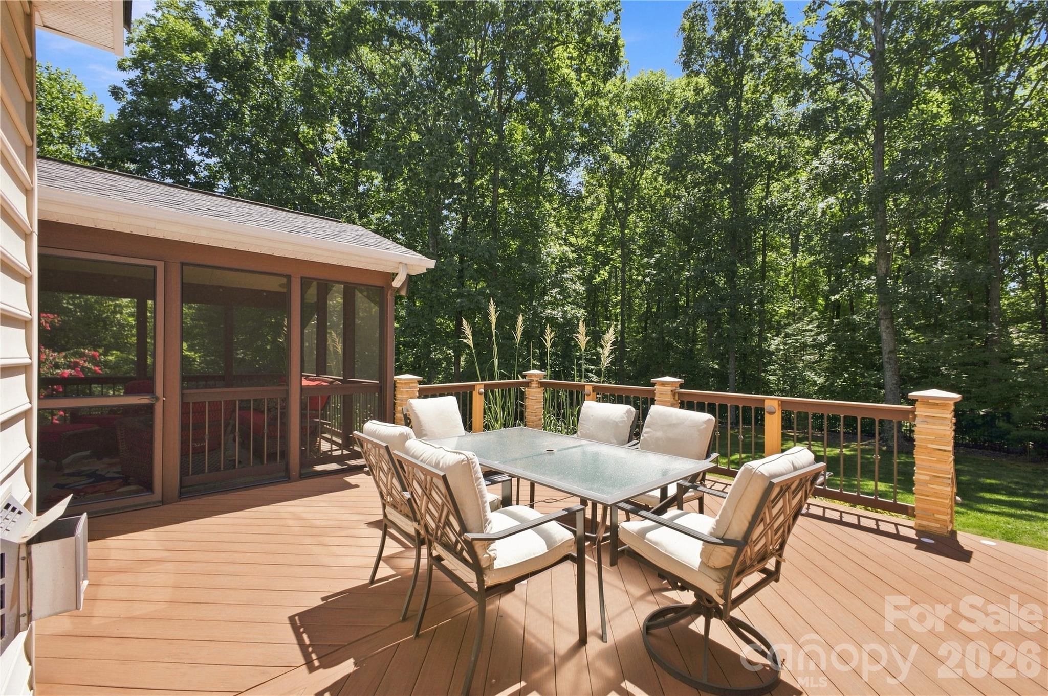 11019 King George Lane