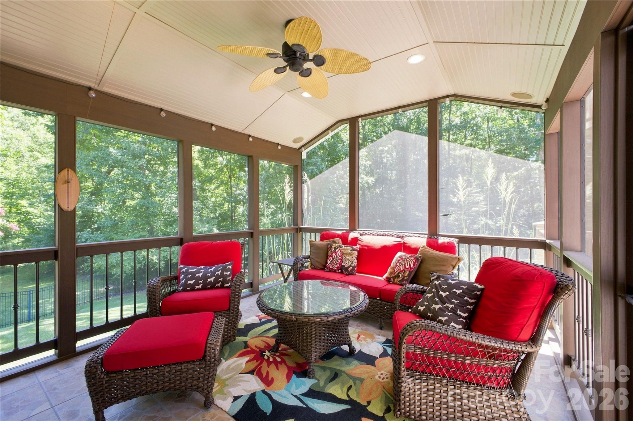 11019 King George Lane