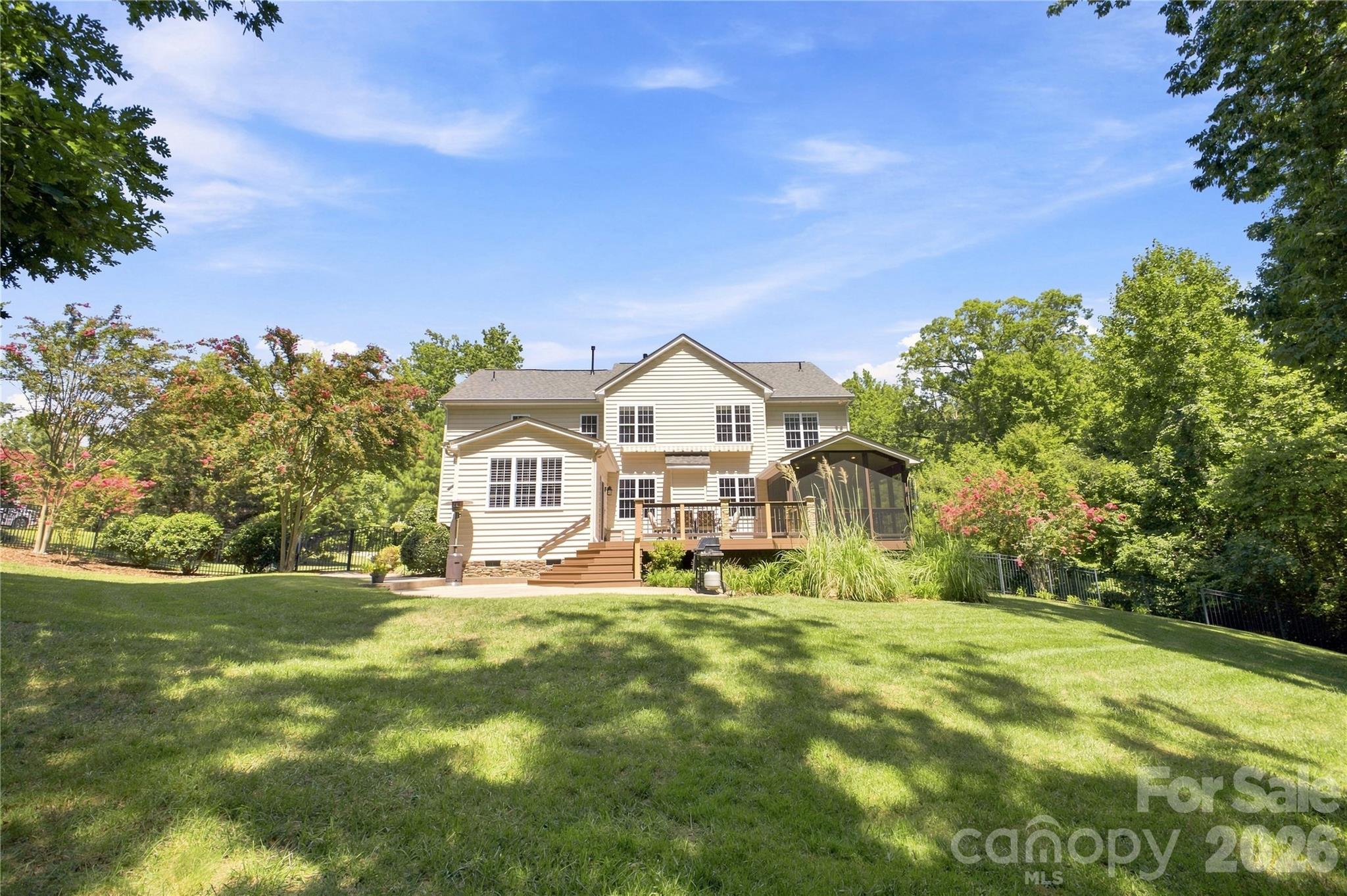 11019 King George Lane