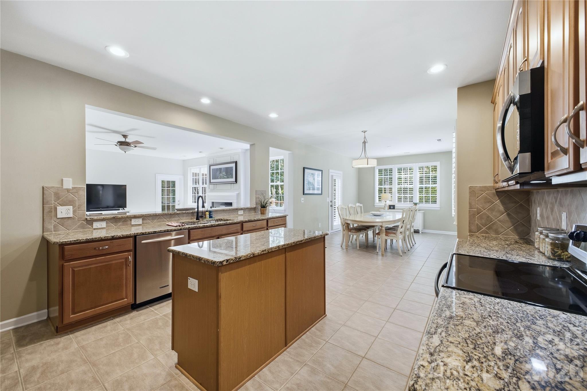 11019 King George Lane