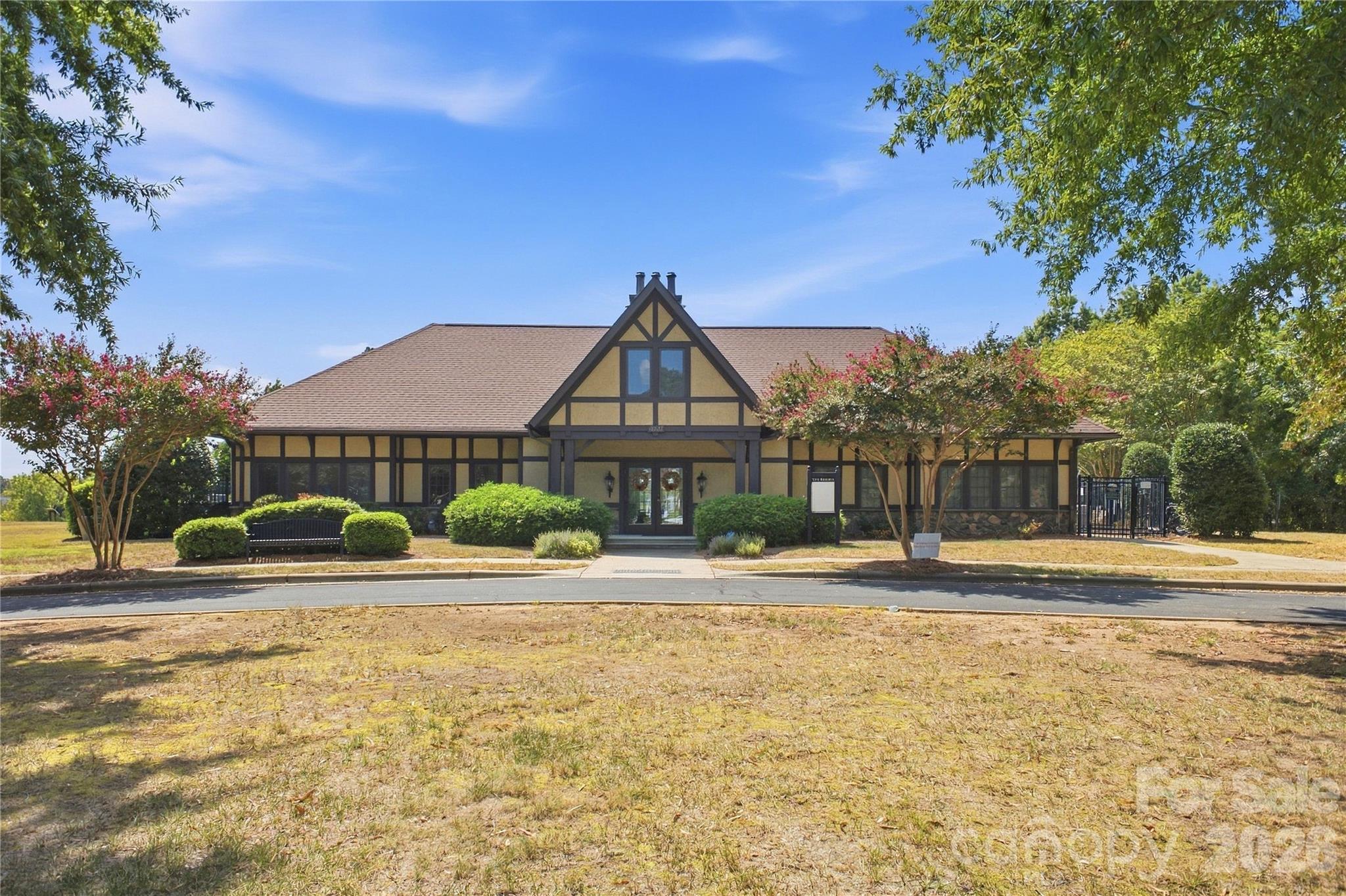 11019 King George Lane