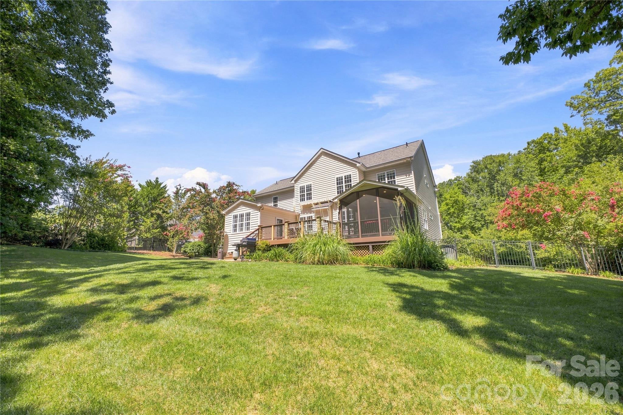 11019 King George Lane
