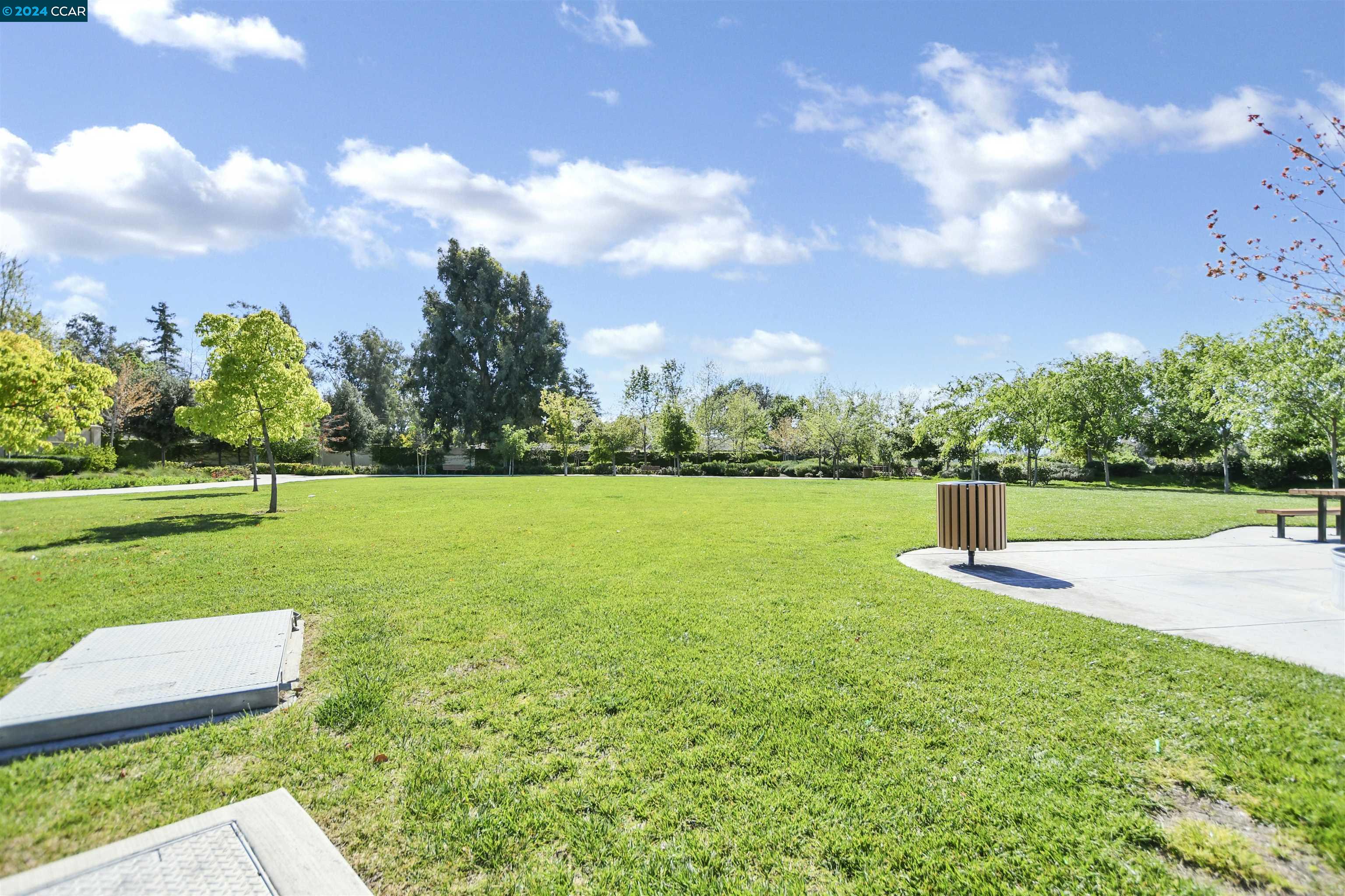 758 Bella Dr