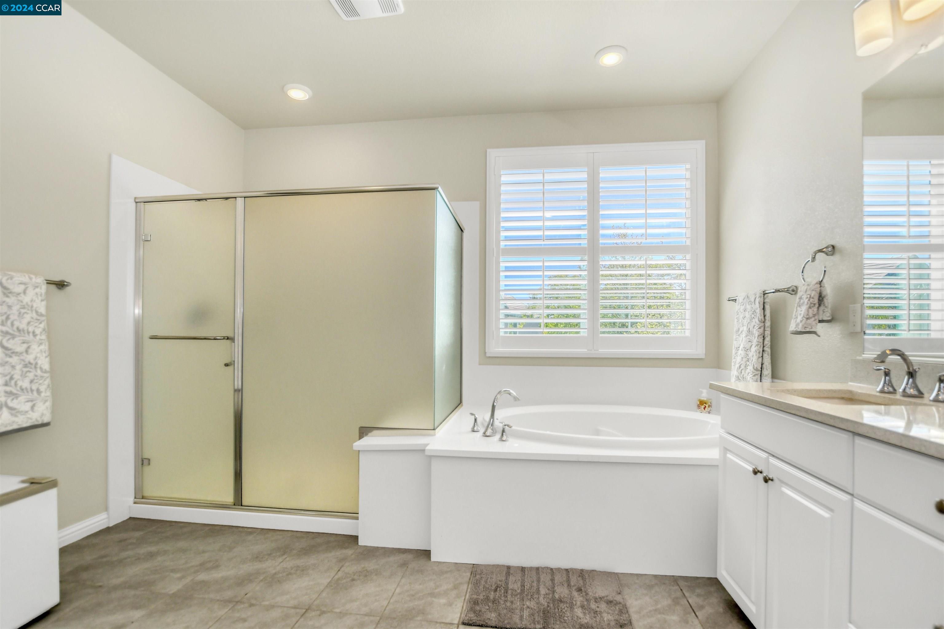 758 Bella Dr