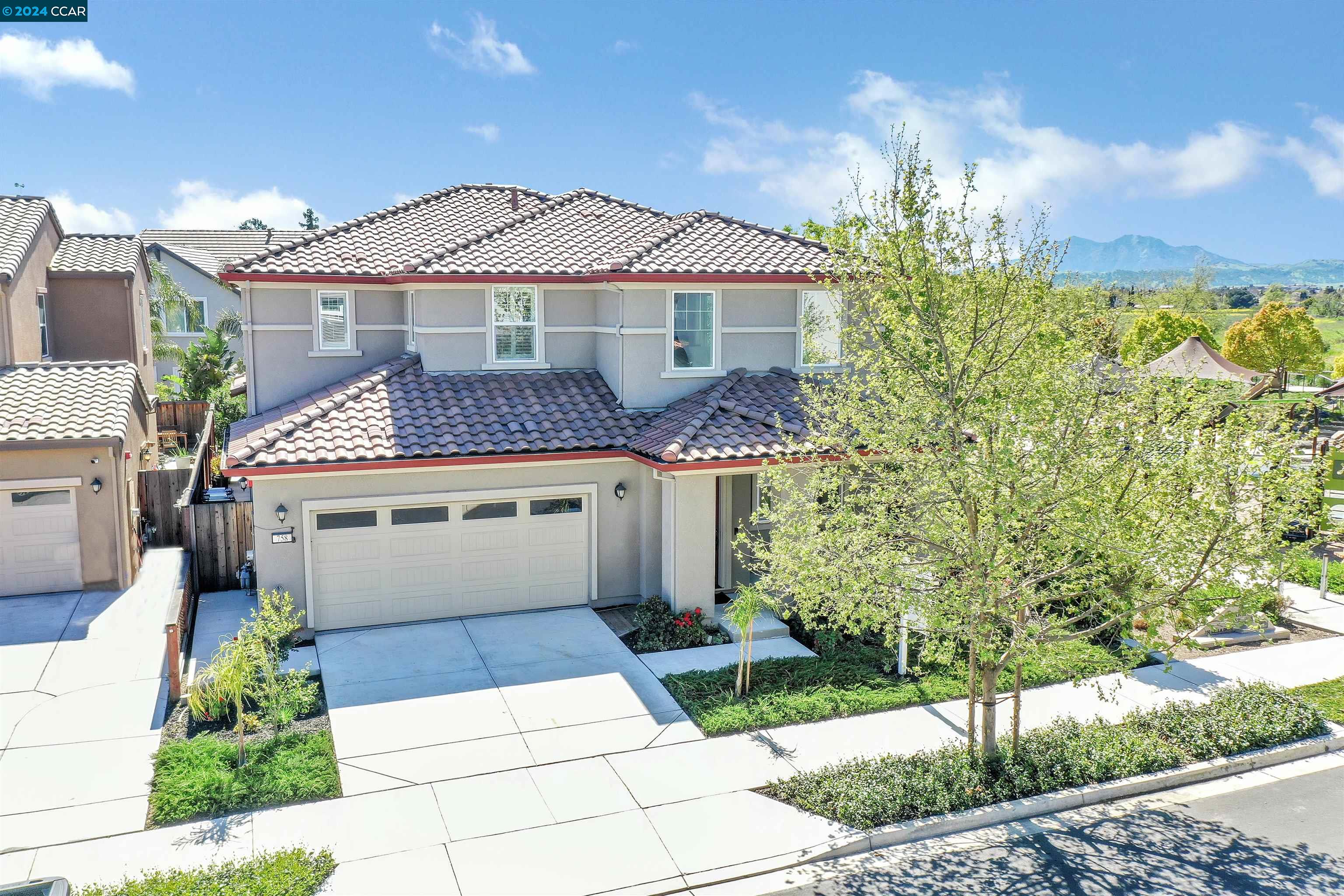 758 Bella Dr