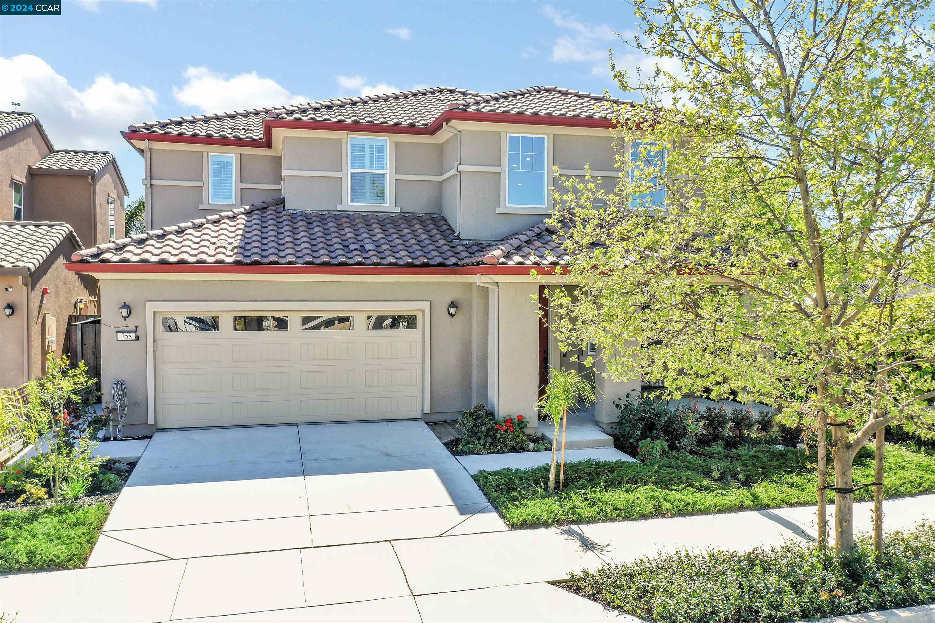 758 Bella Dr