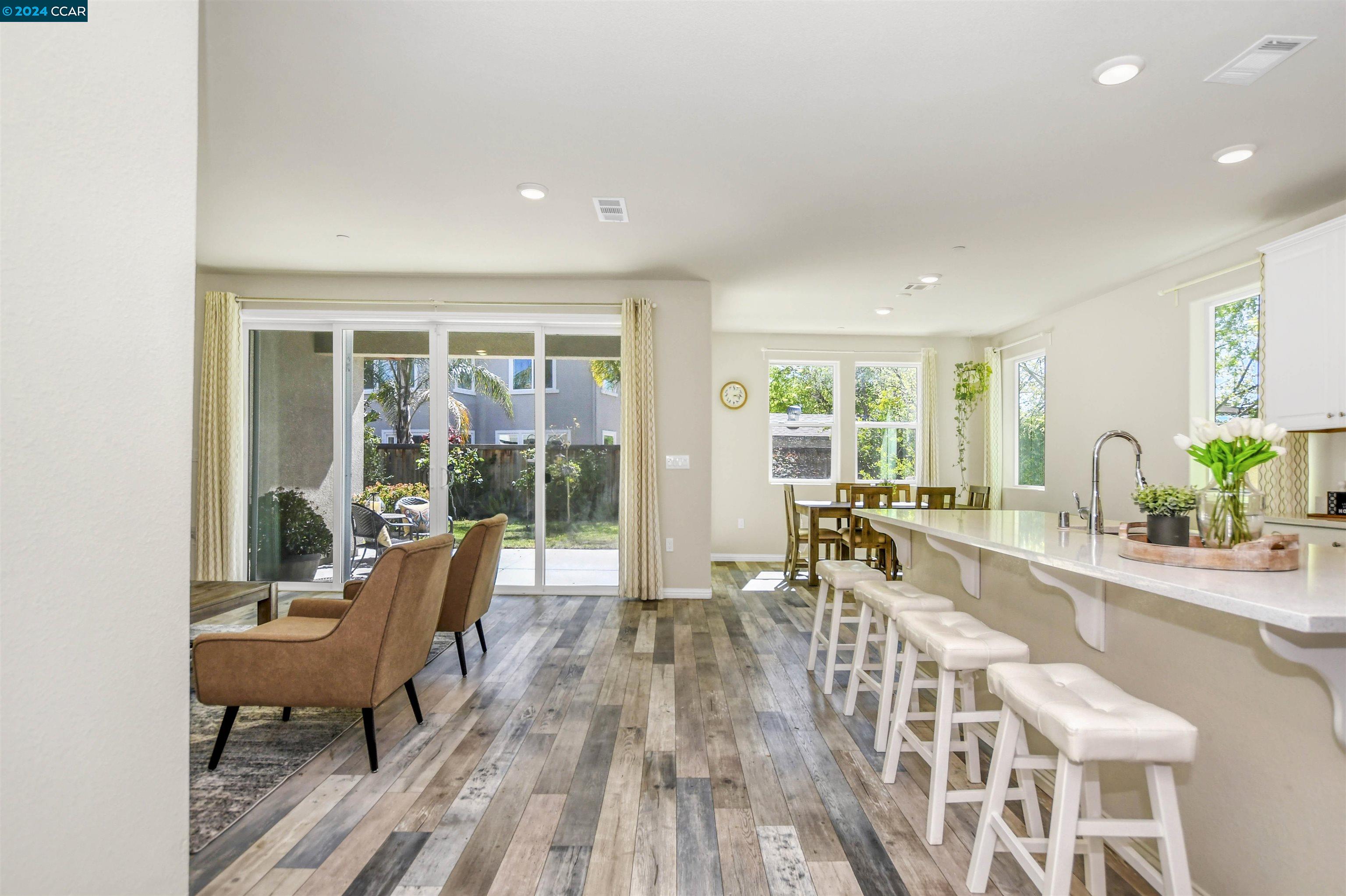758 Bella Dr