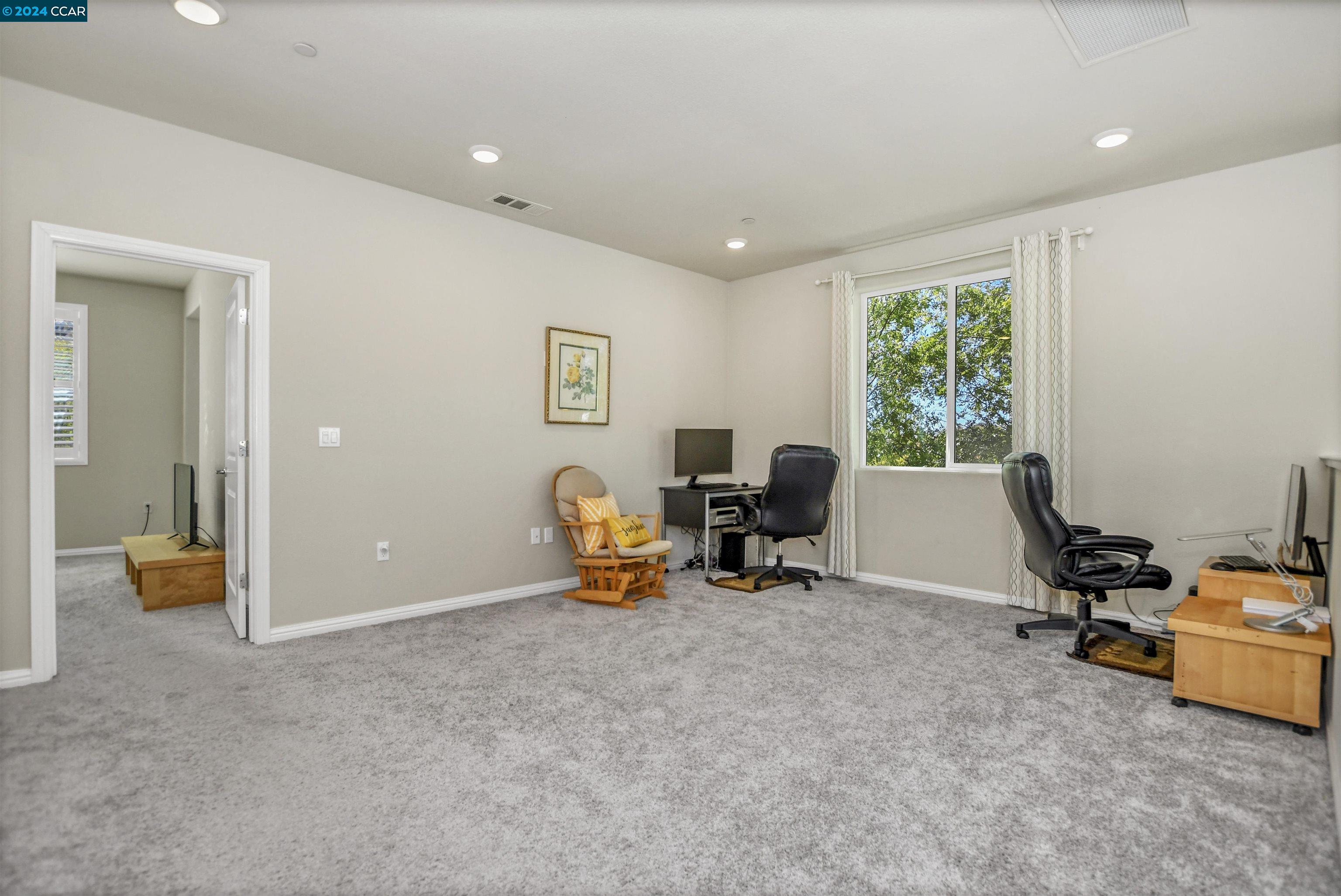 758 Bella Dr