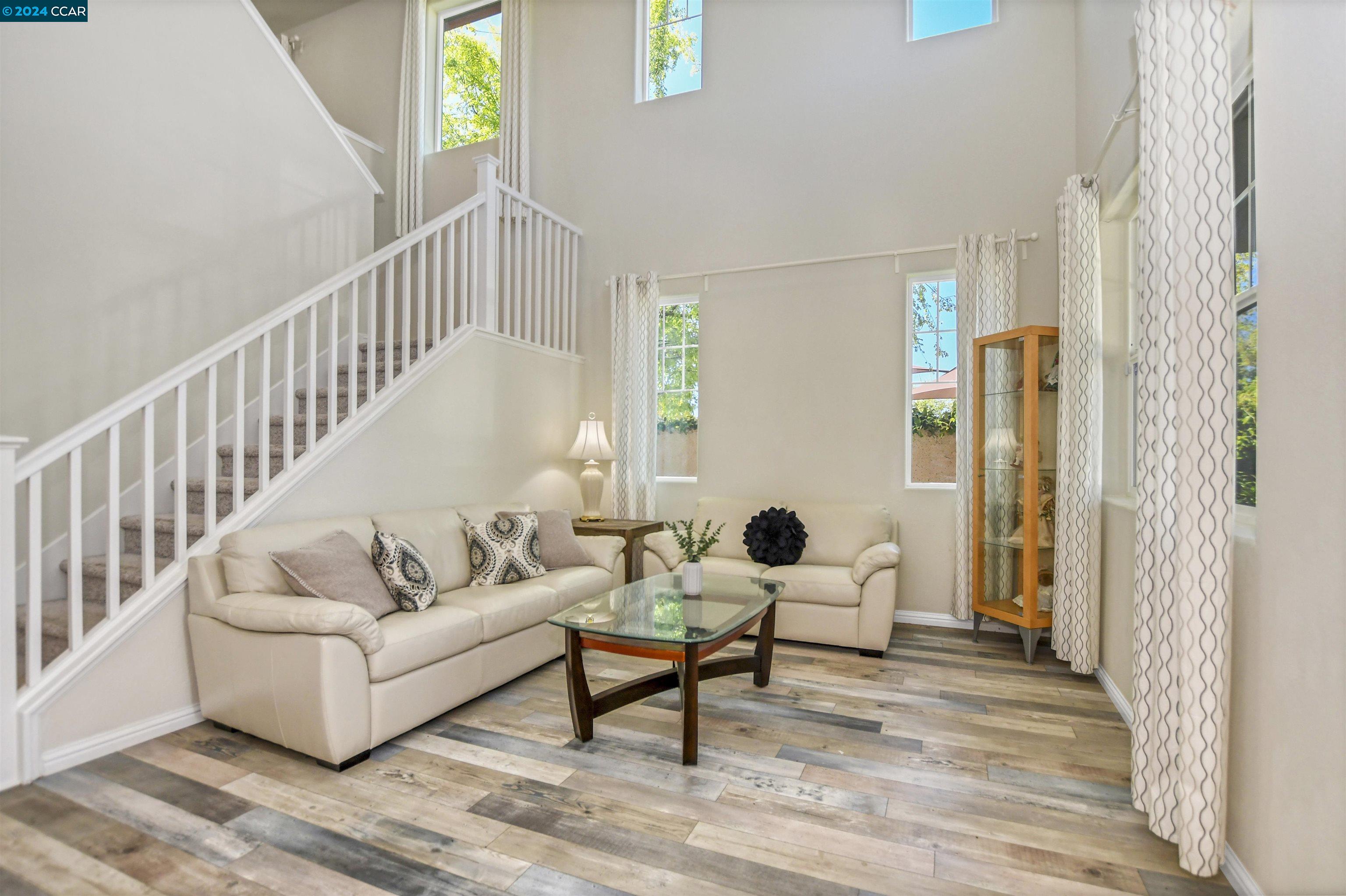 758 Bella Dr