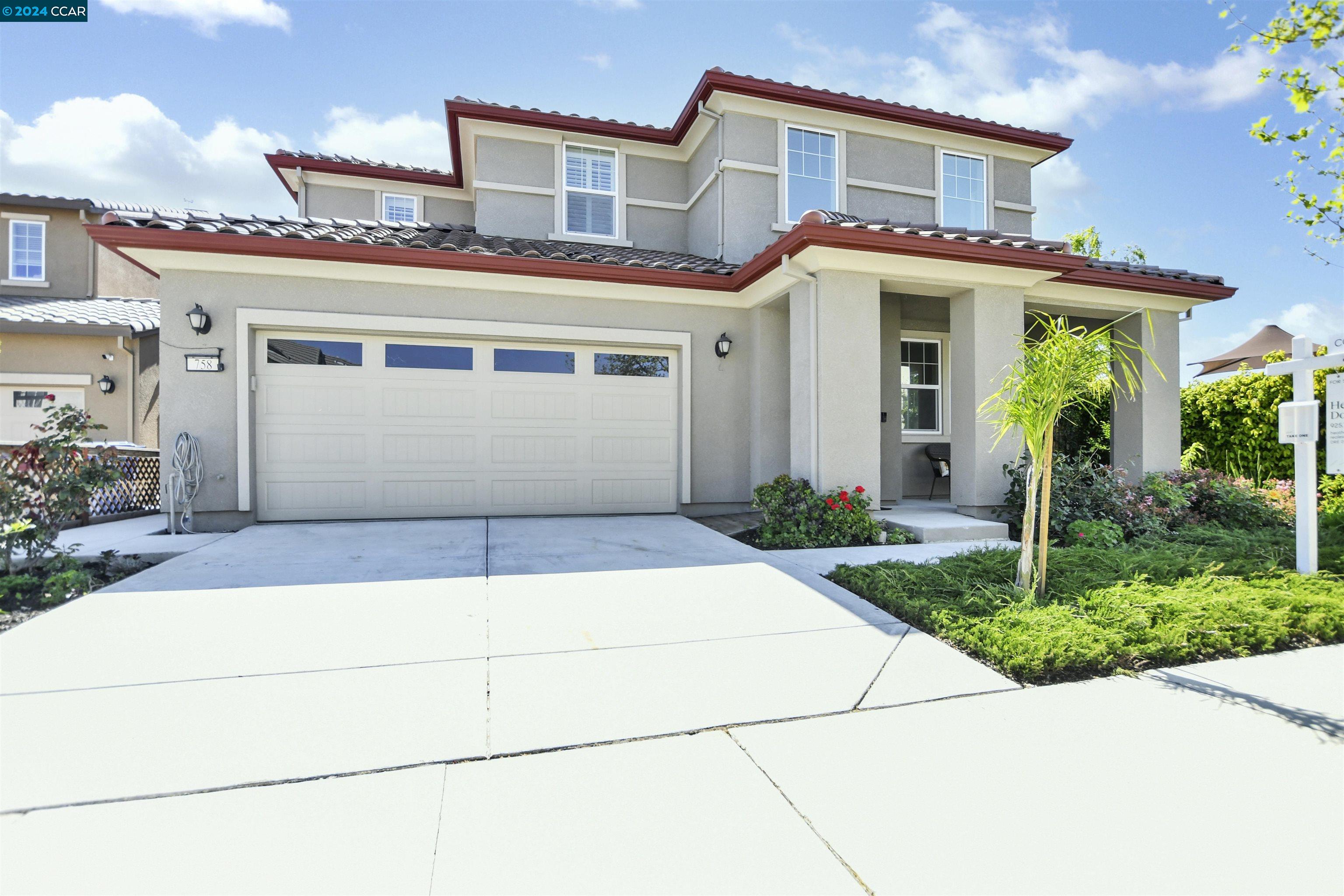 758 Bella Dr
