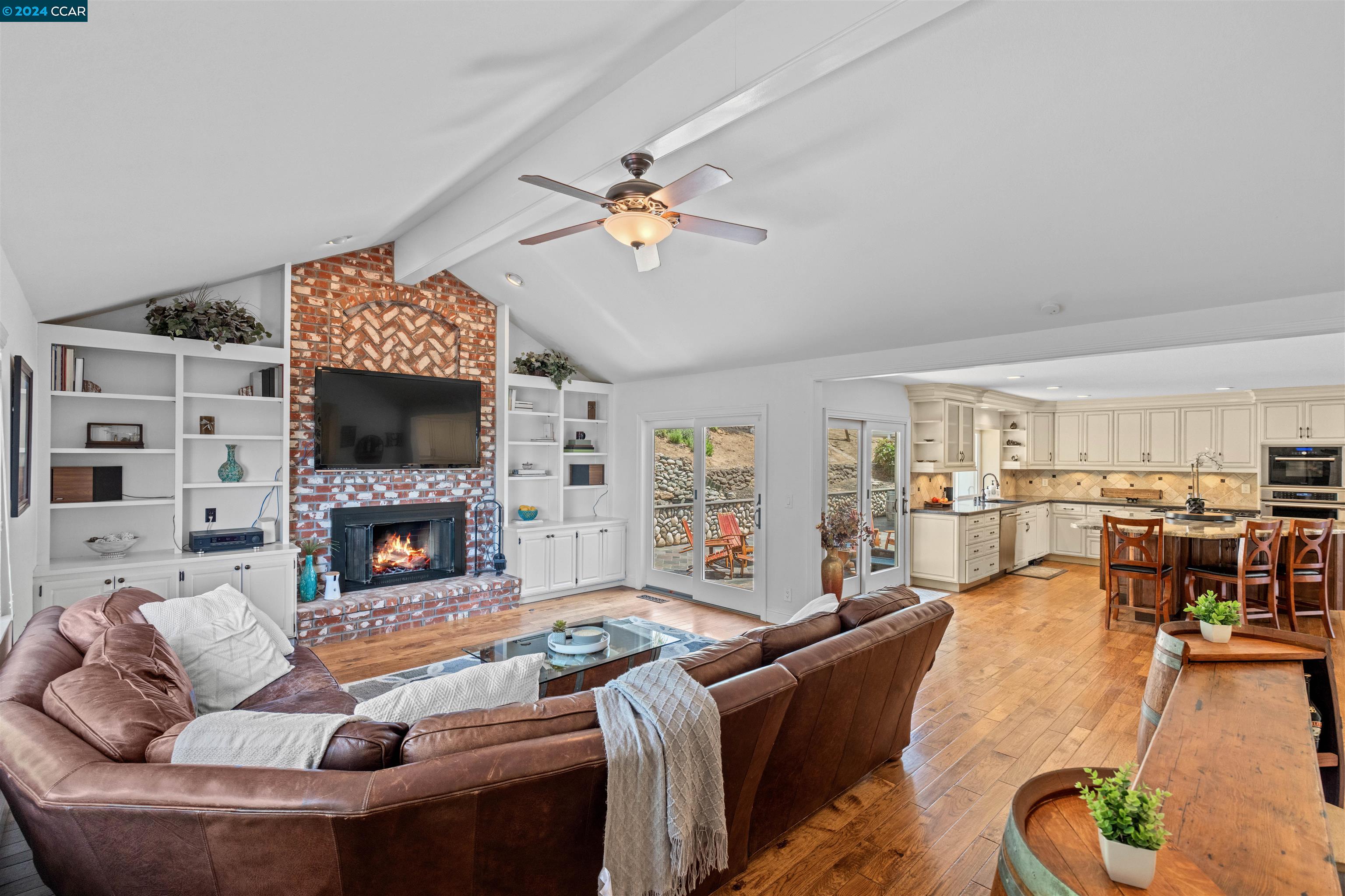 5241 Myrtle Dr