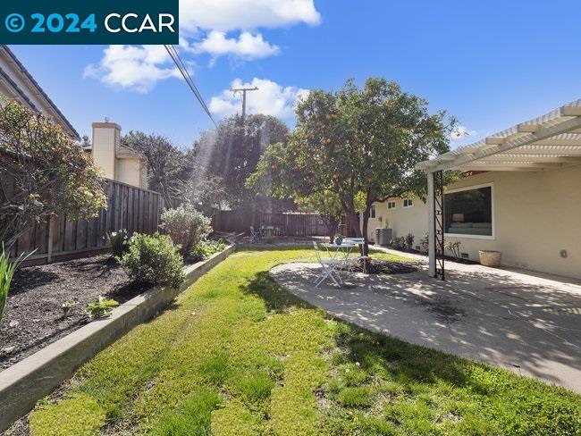 1530 American Beauty Dr