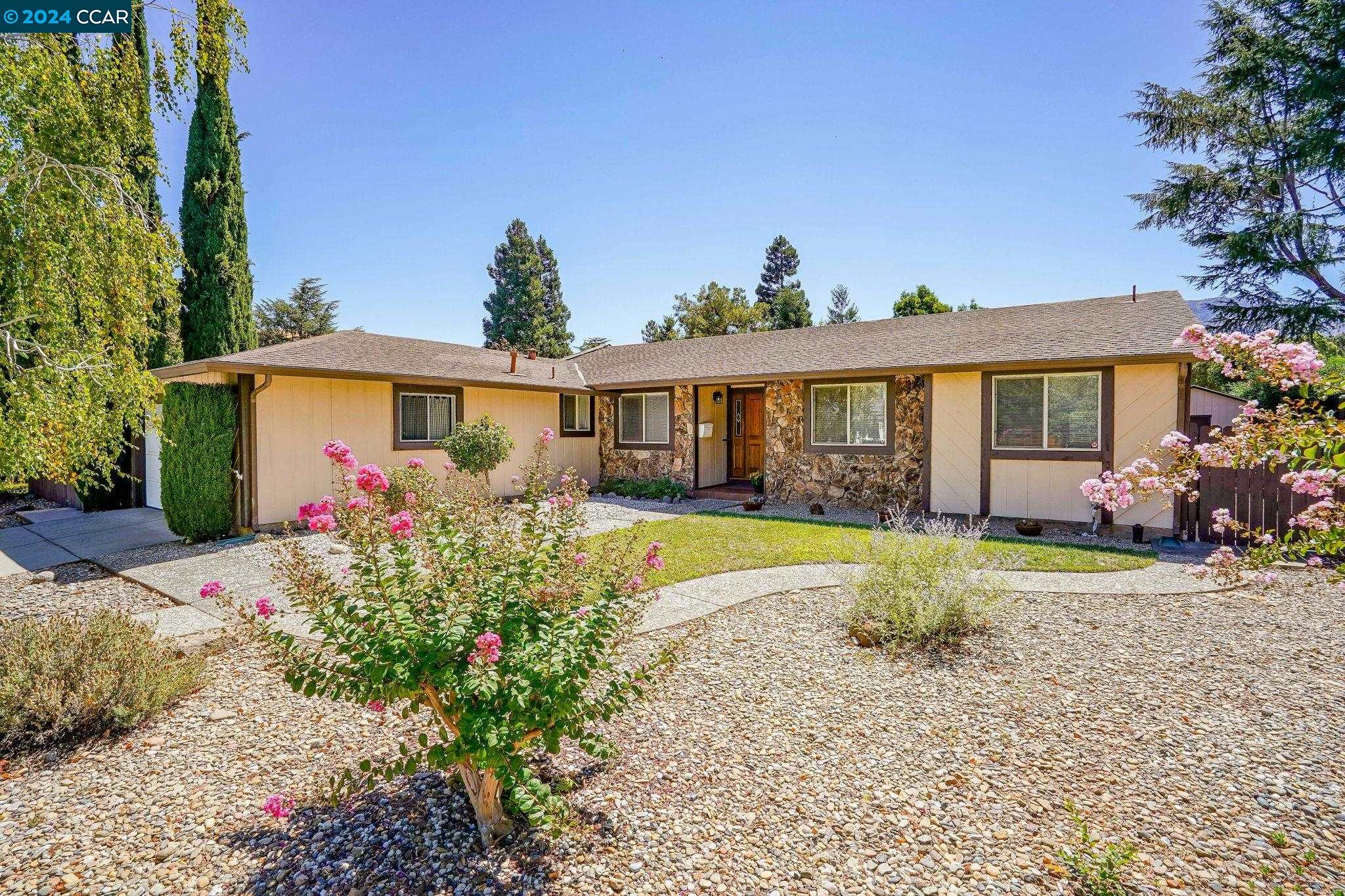 415 Zinfandel Cir