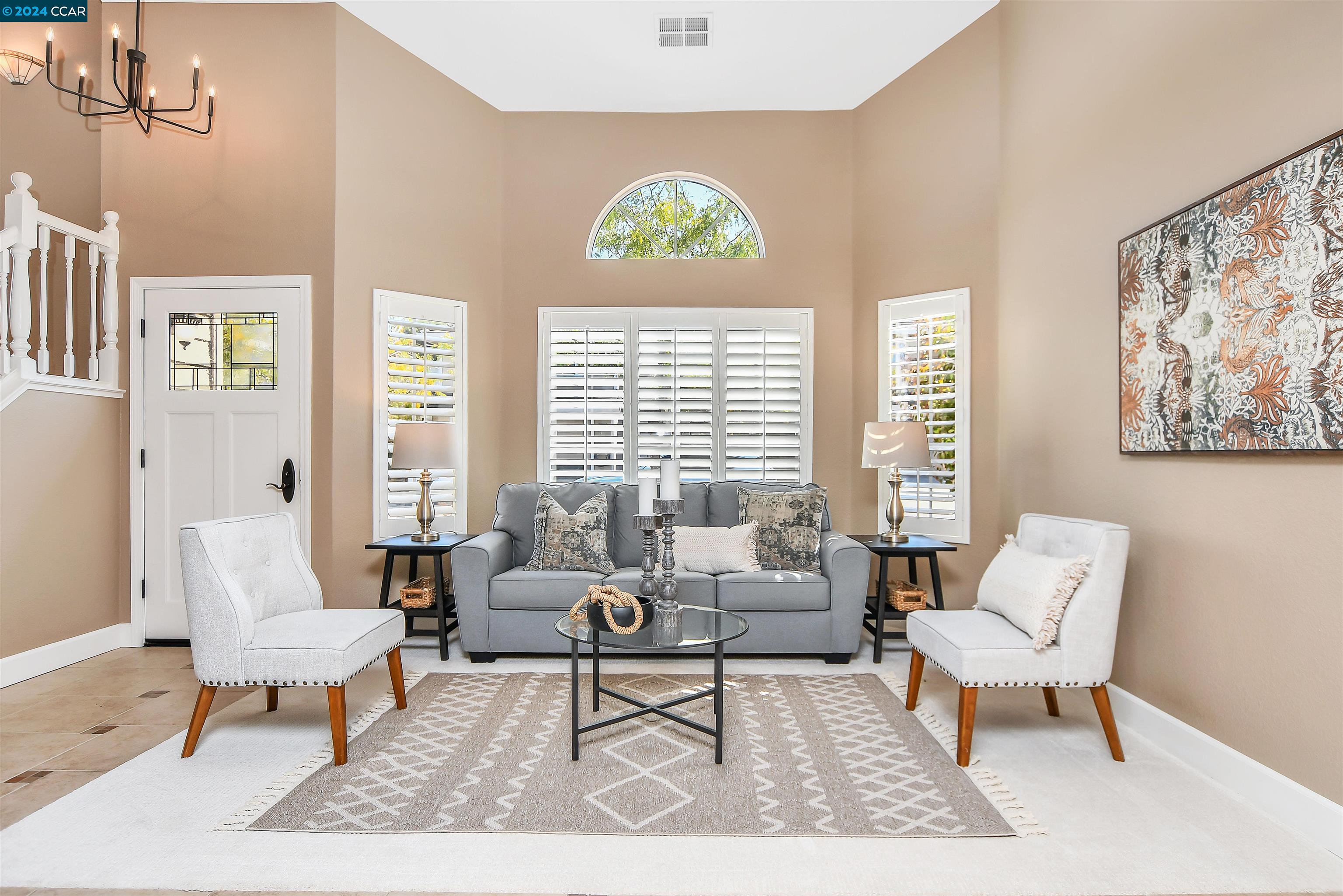 1053 Oakleaf Ct