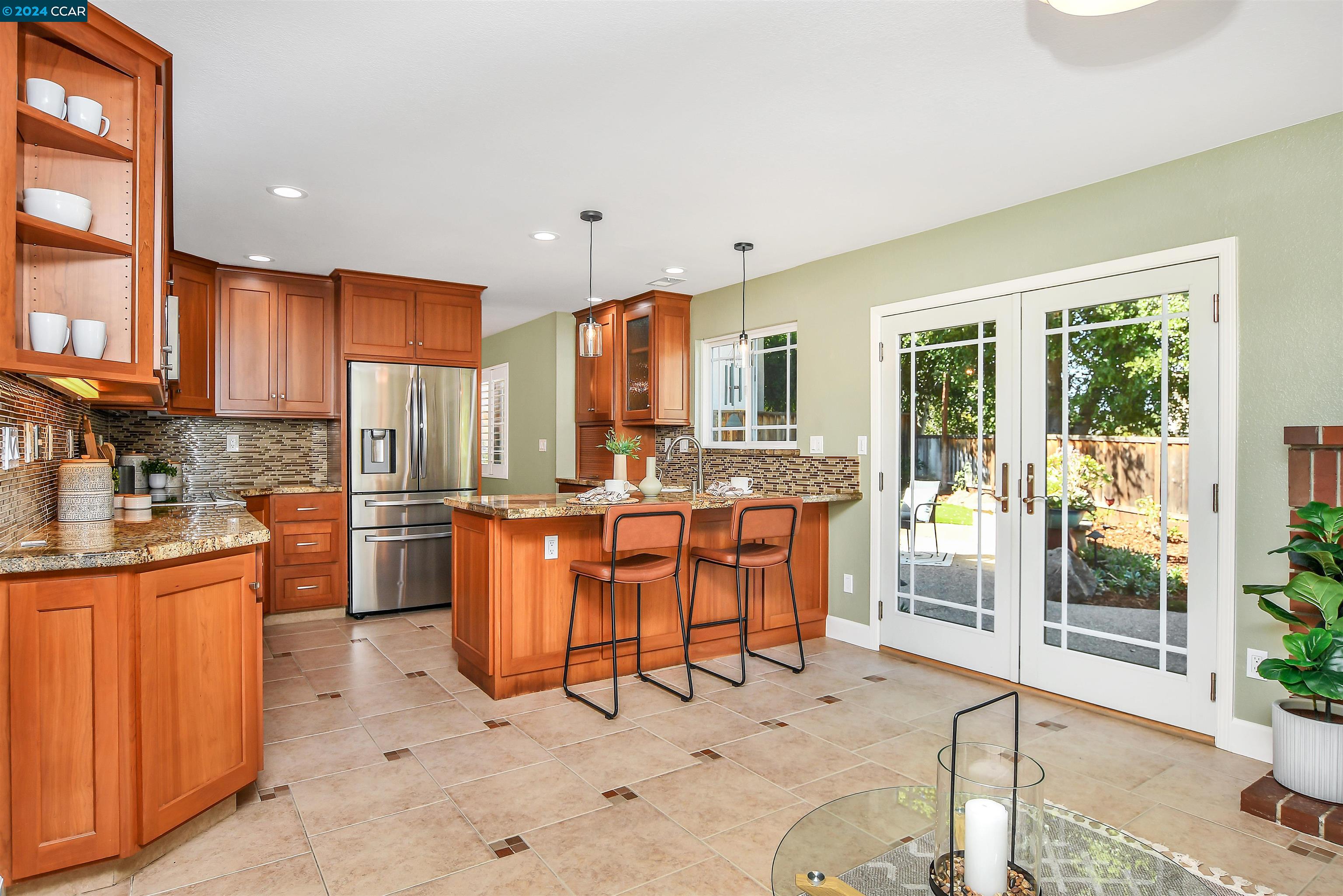 1053 Oakleaf Ct