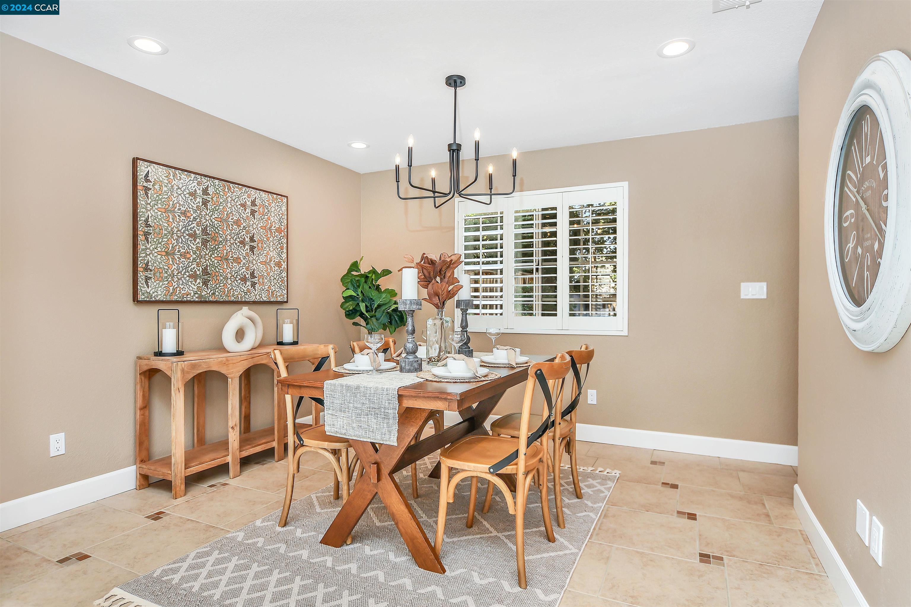 1053 Oakleaf Ct
