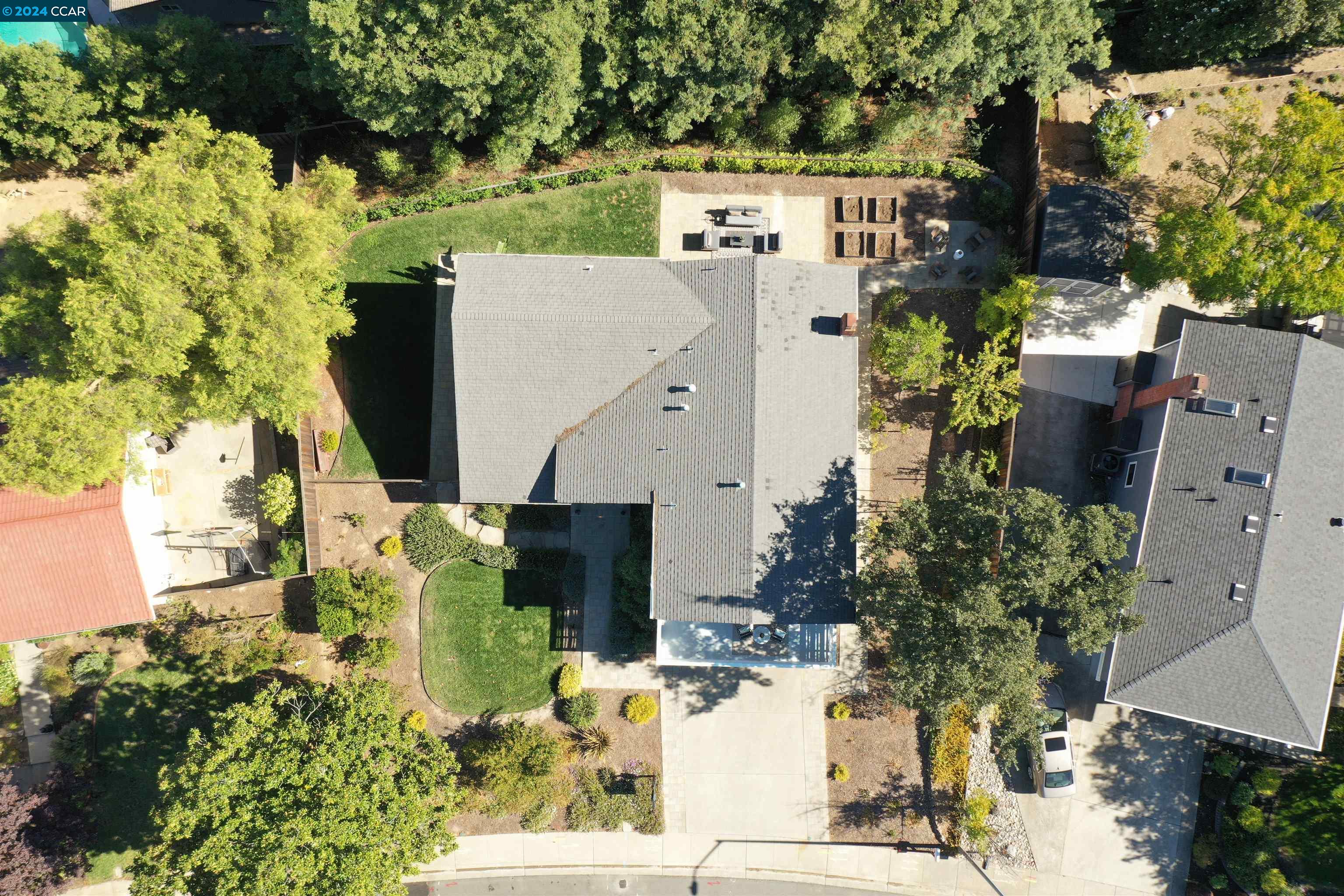 327 Mt Washington Way