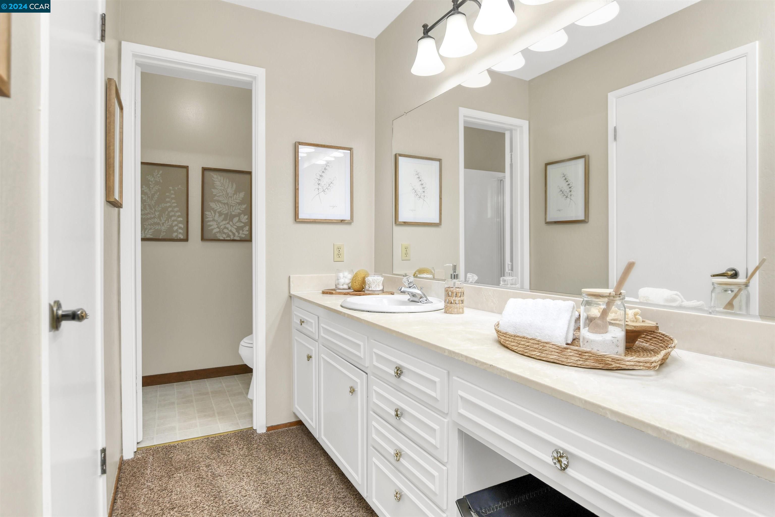 327 Mt Washington Way