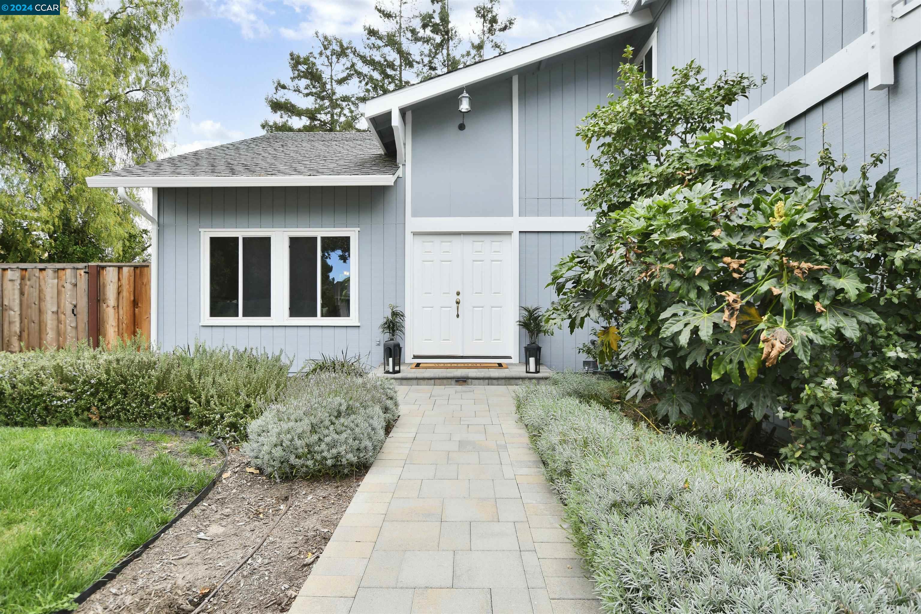 327 Mt Washington Way