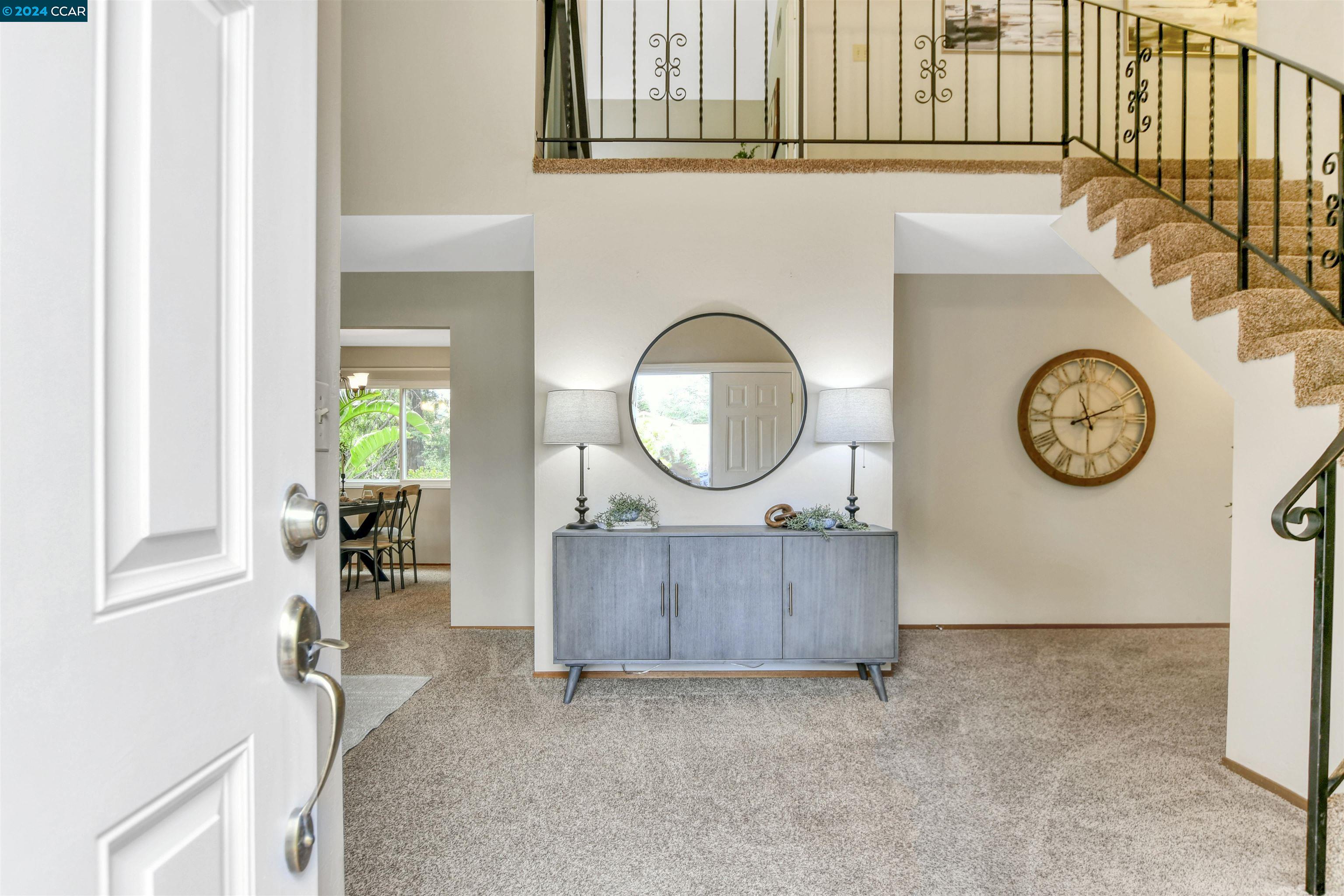 327 Mt Washington Way