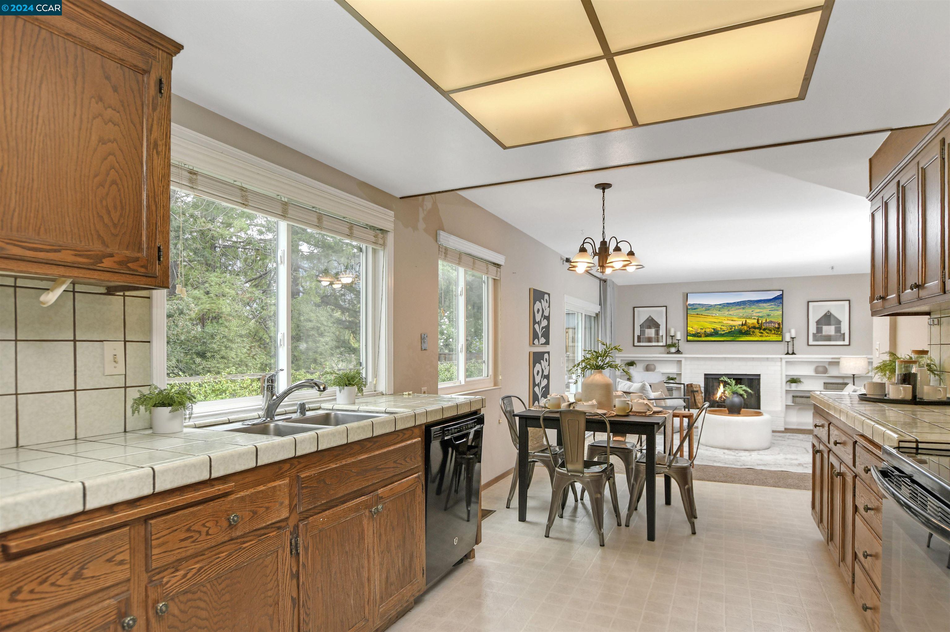 327 Mt Washington Way