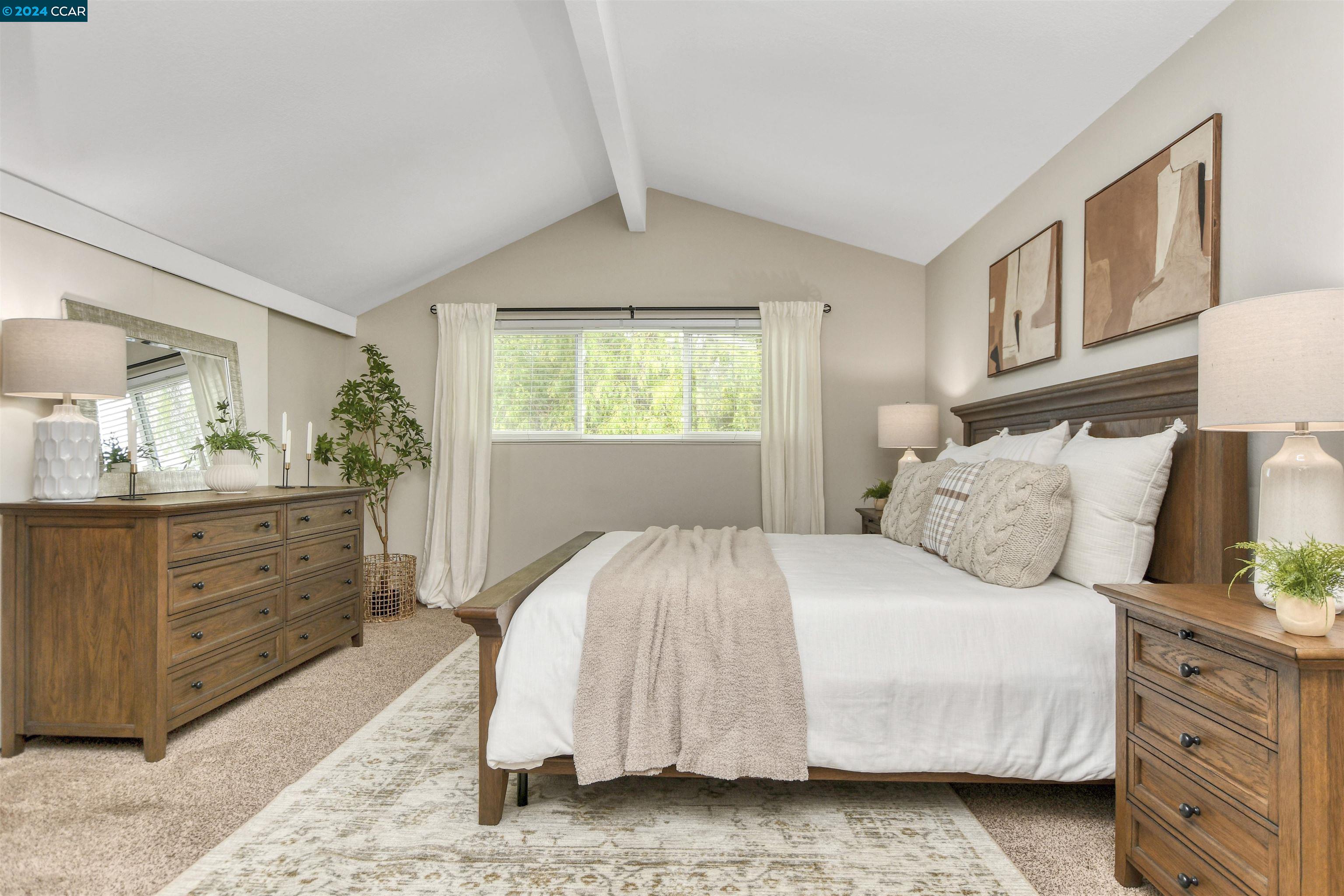 327 Mt Washington Way