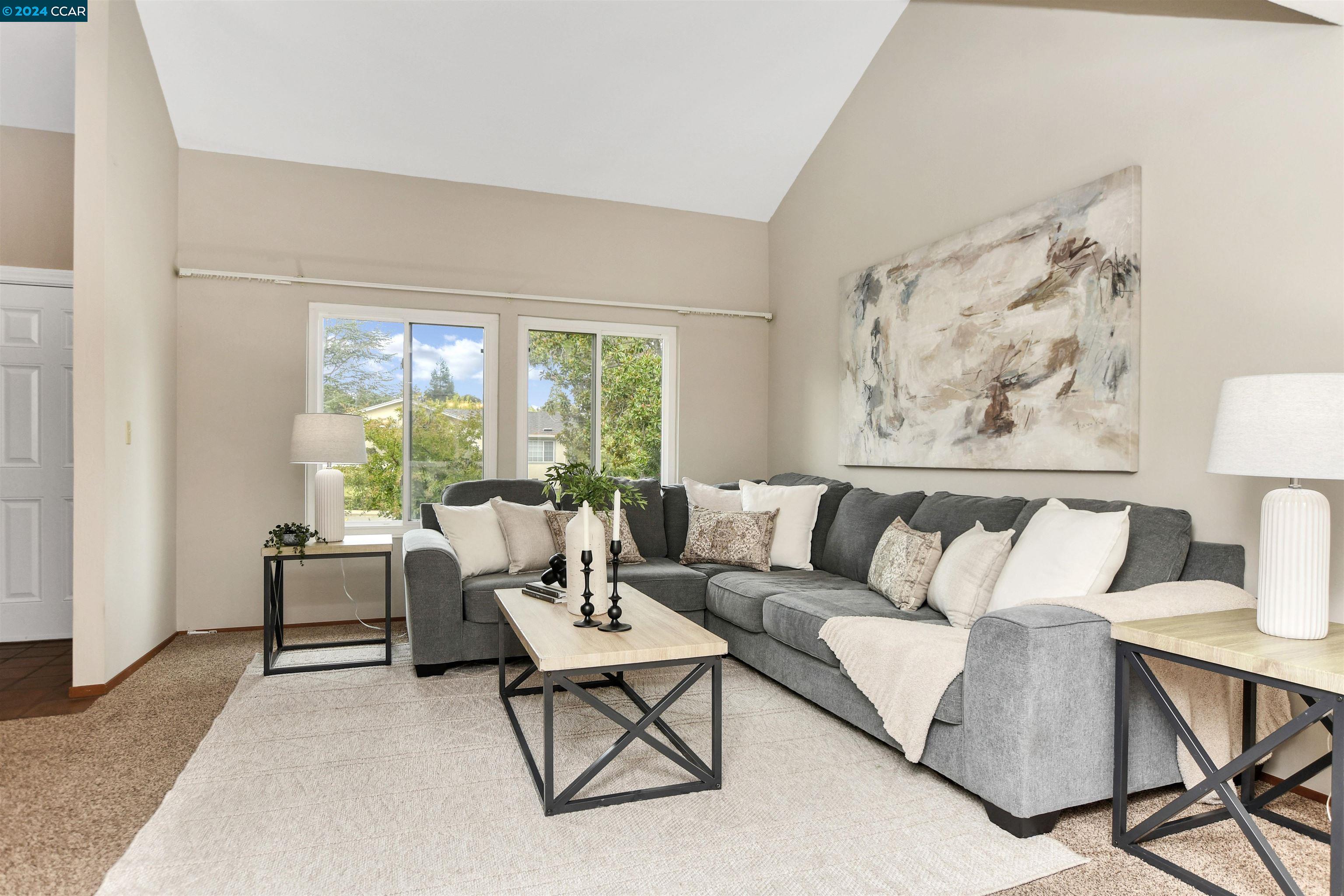 327 Mt Washington Way