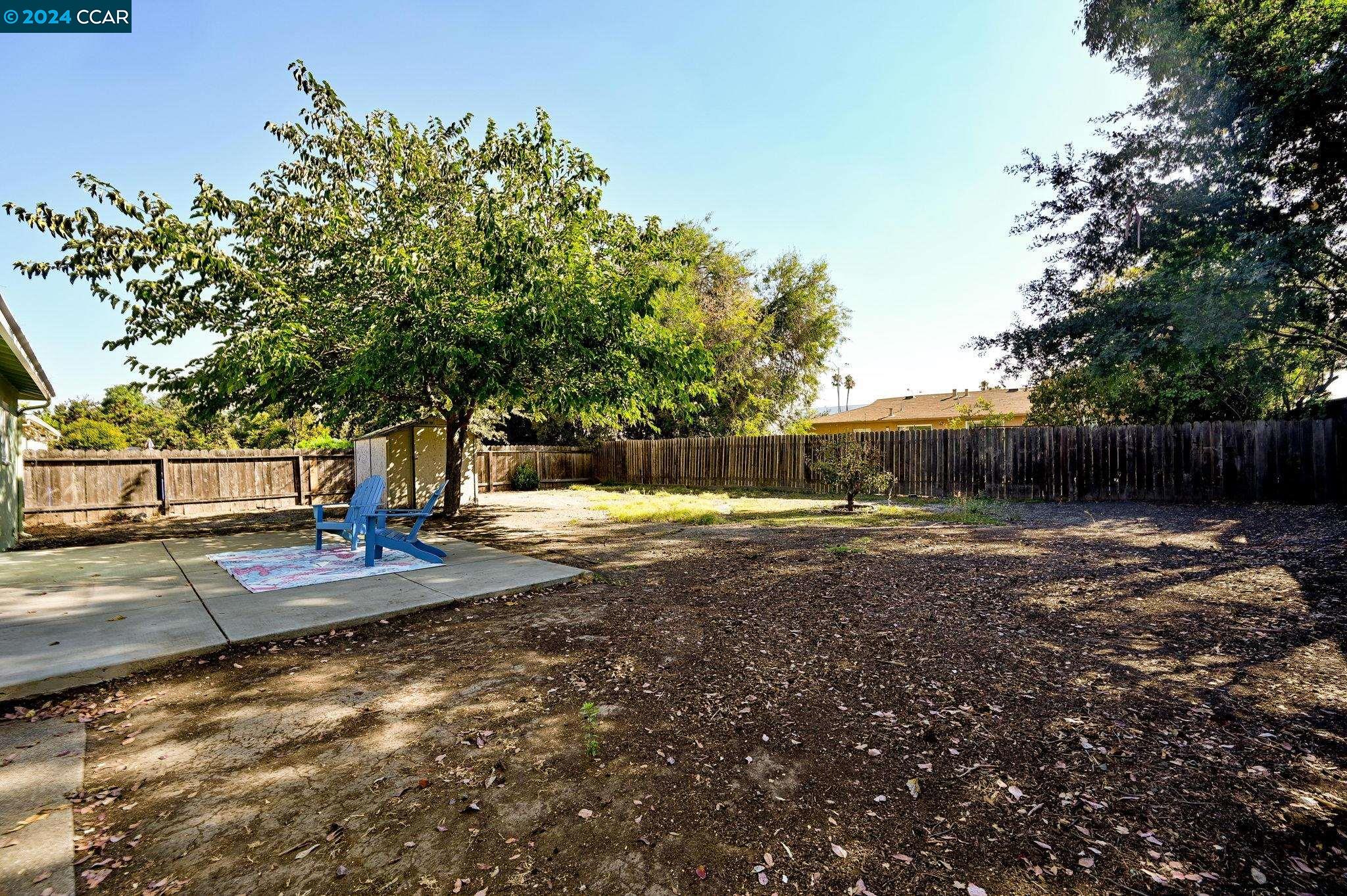 856 Christine Ct