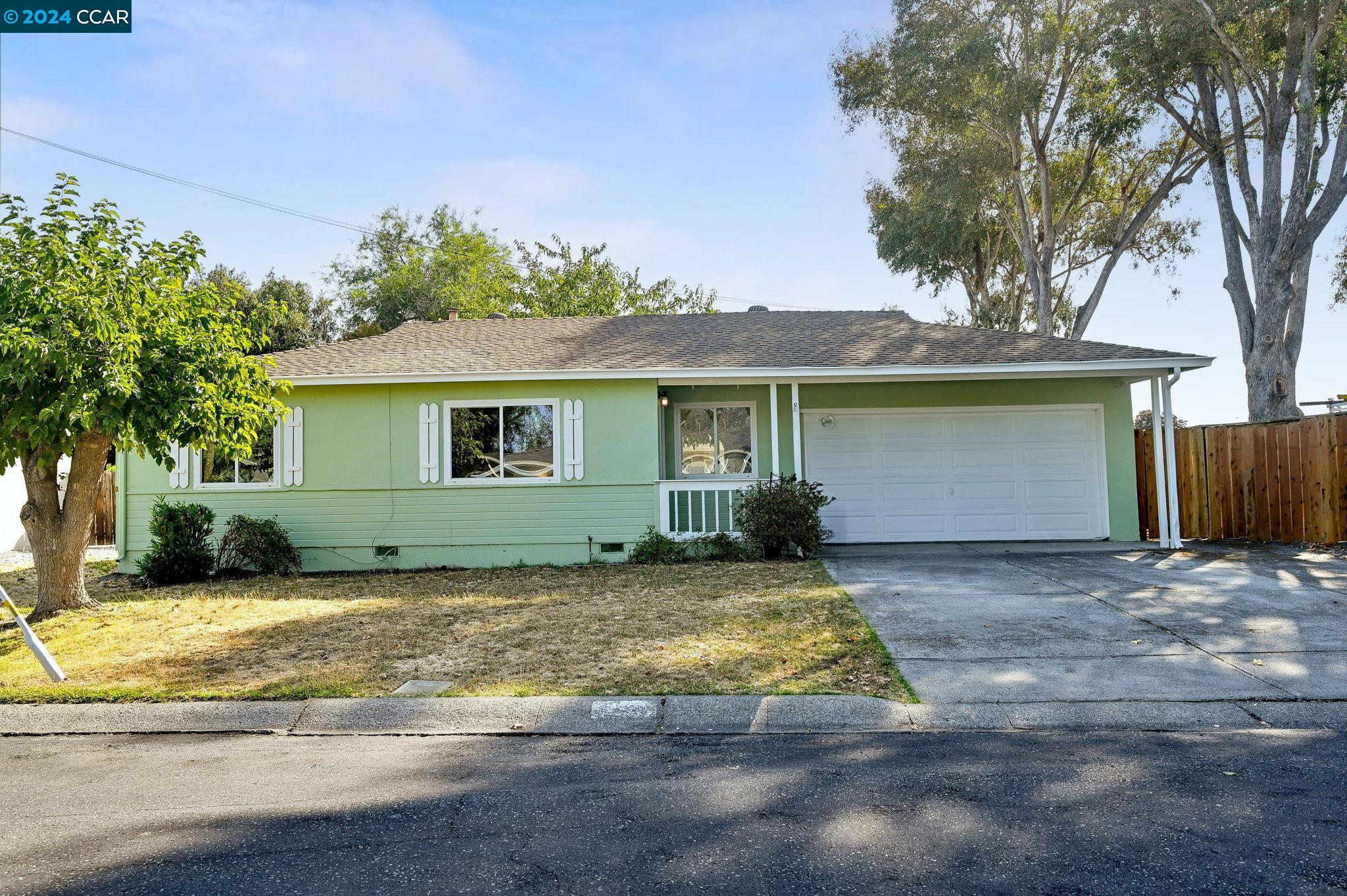 856 Christine Ct