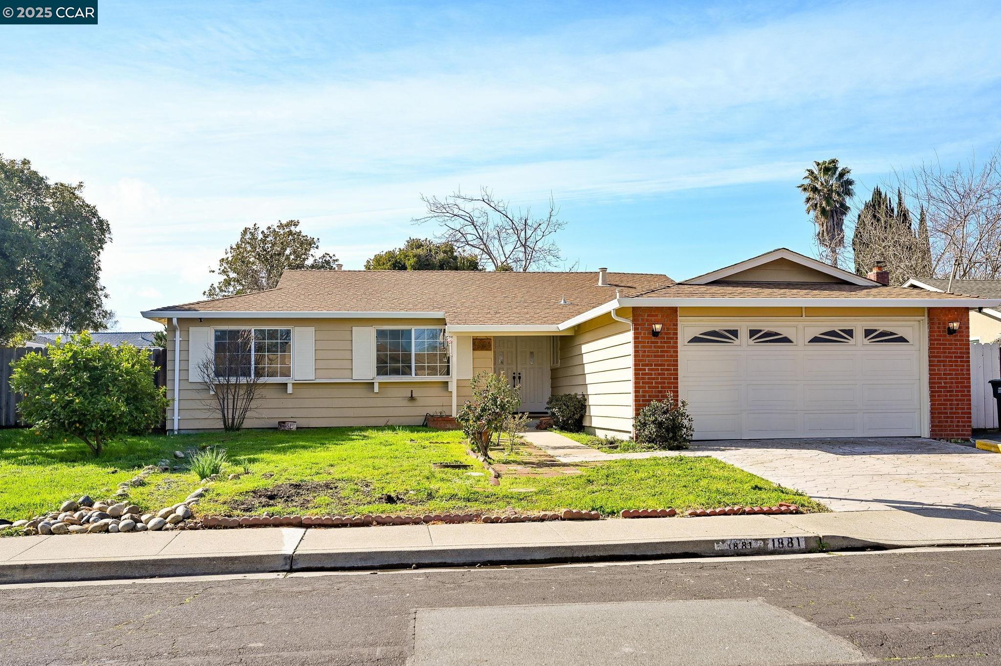 1881 Elkwood Dr
