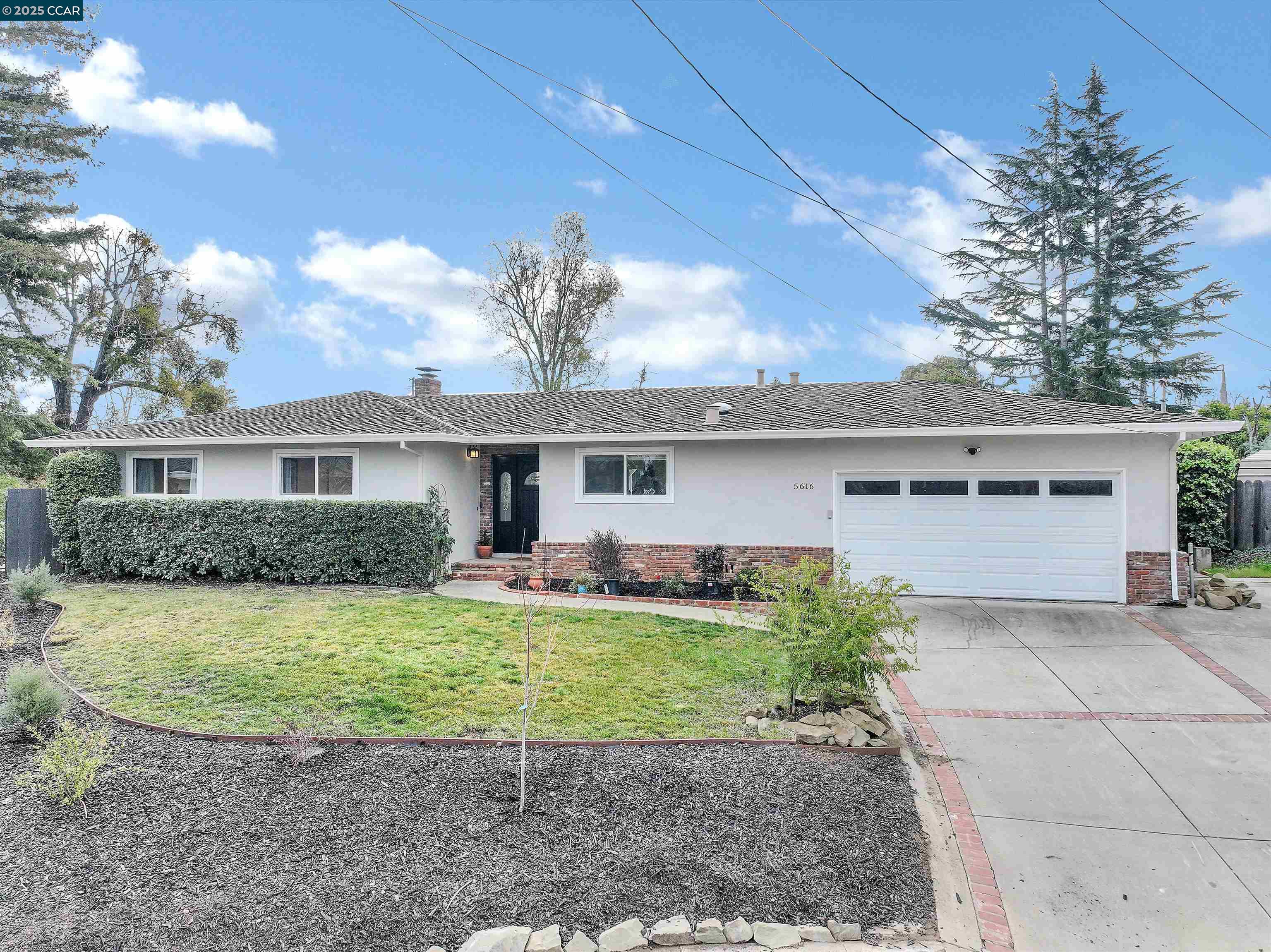 5616 Shasta Ct