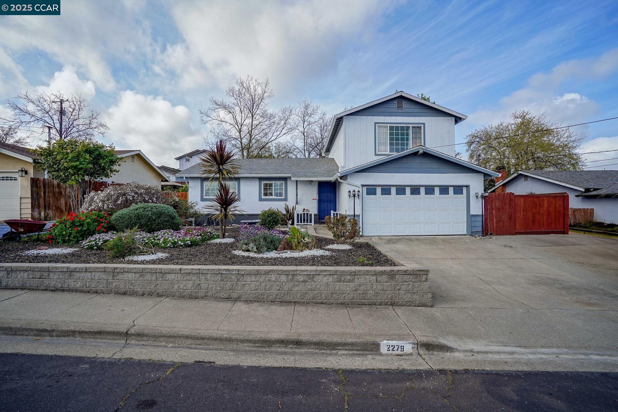 2279 Saint George Dr