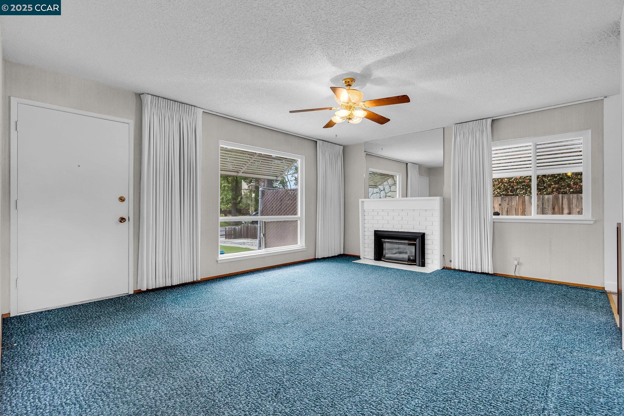 5517 Colorado Dr