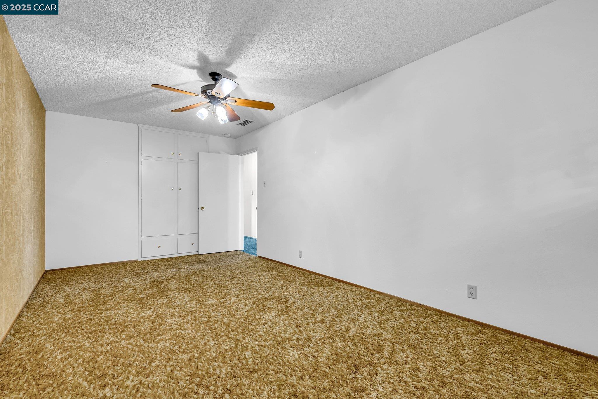 5517 Colorado Dr