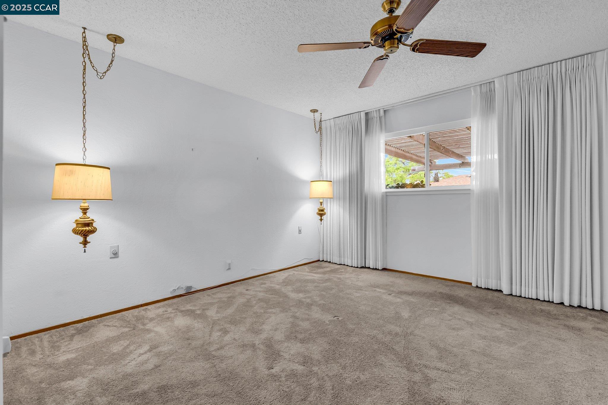 5517 Colorado Dr