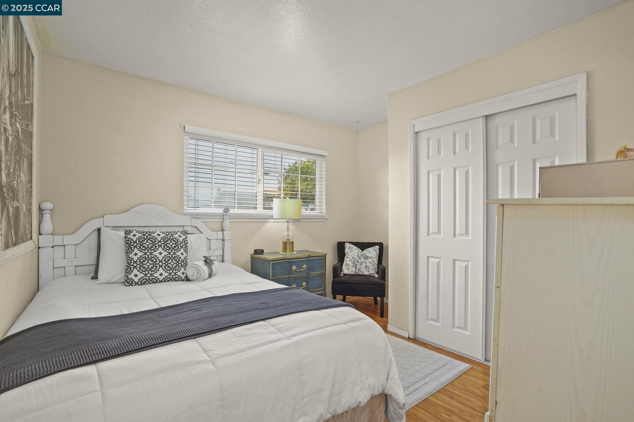 2279 Saint George Dr