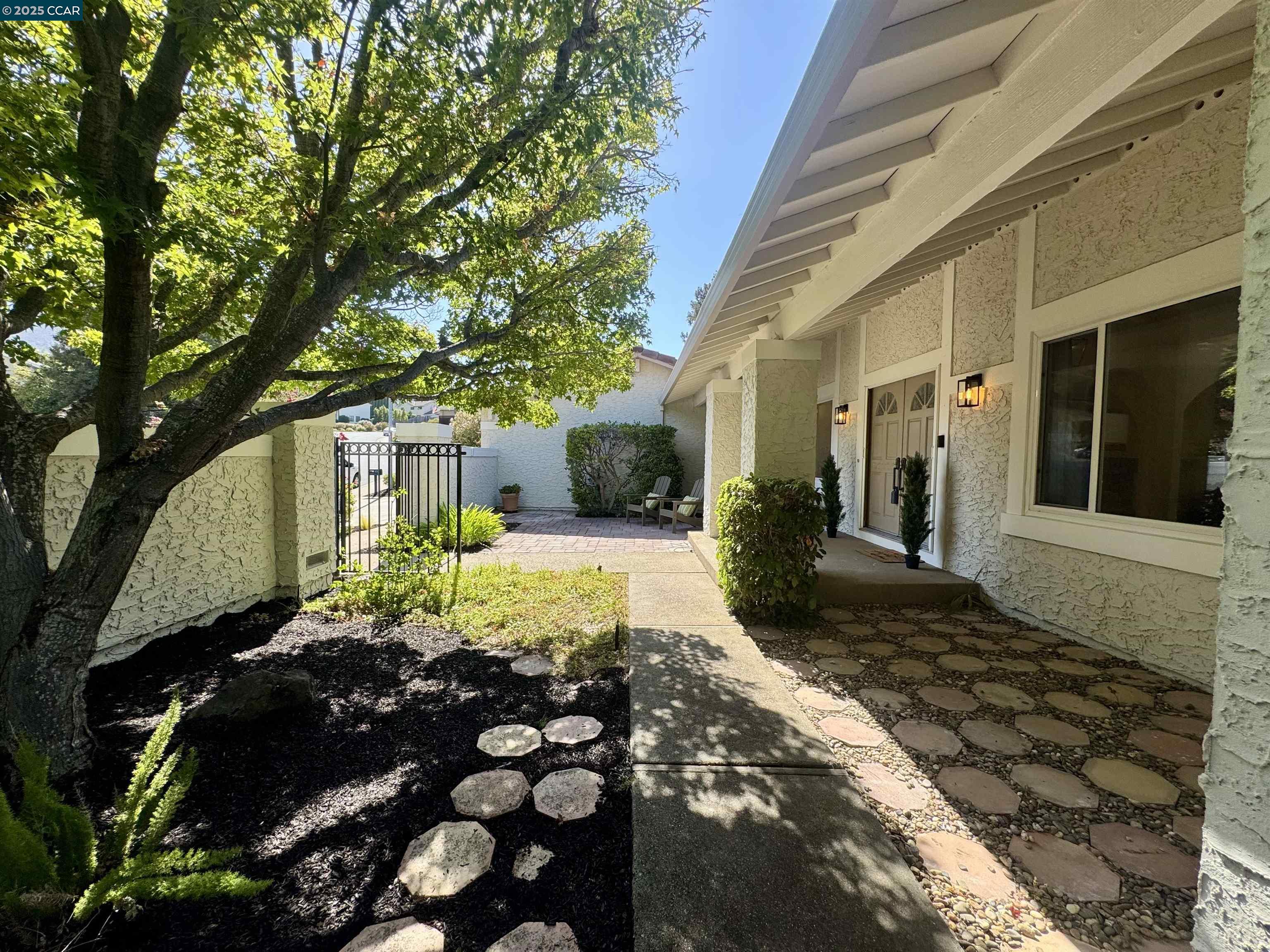 632 Mt Duncan Dr