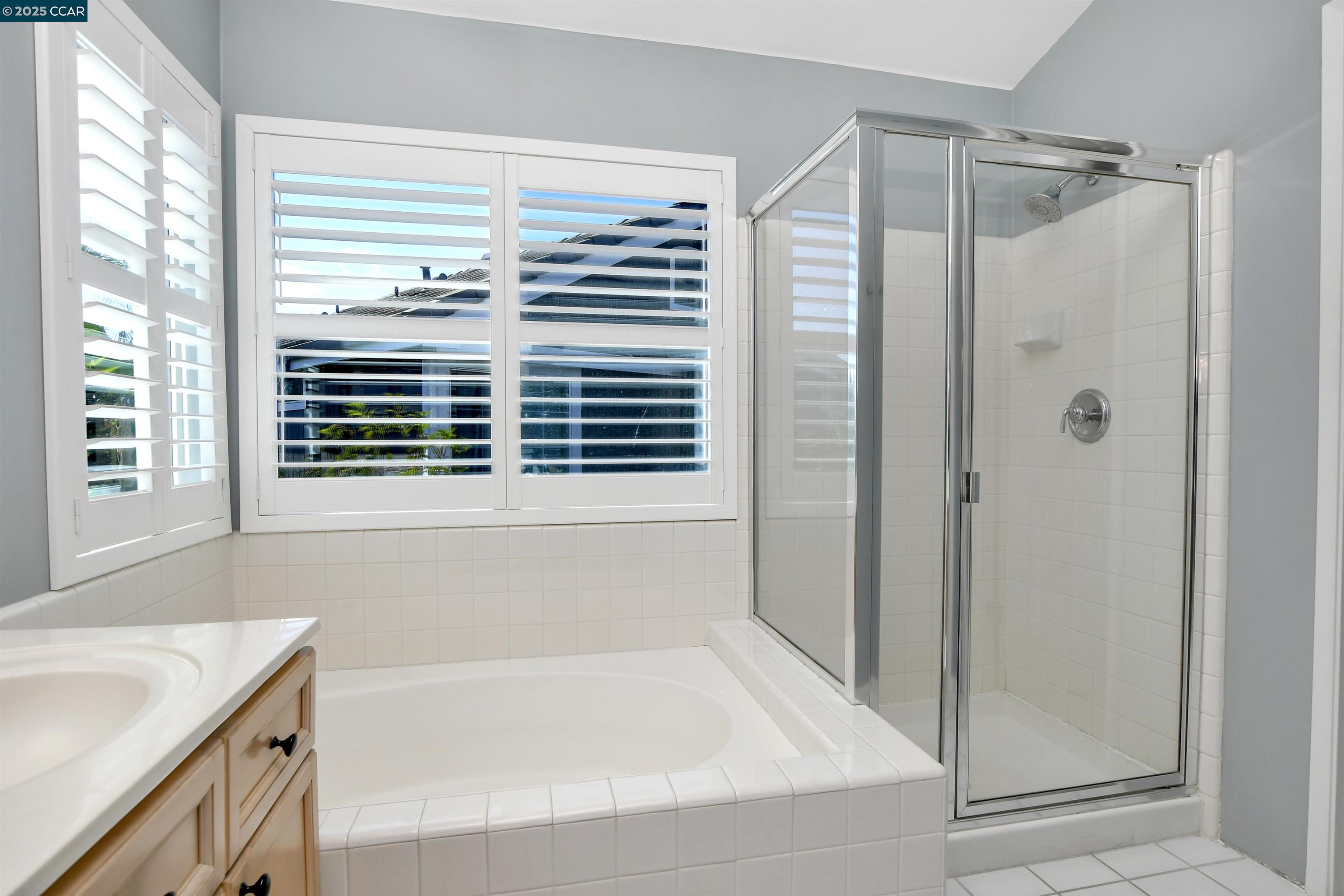 1039 Feather Cir