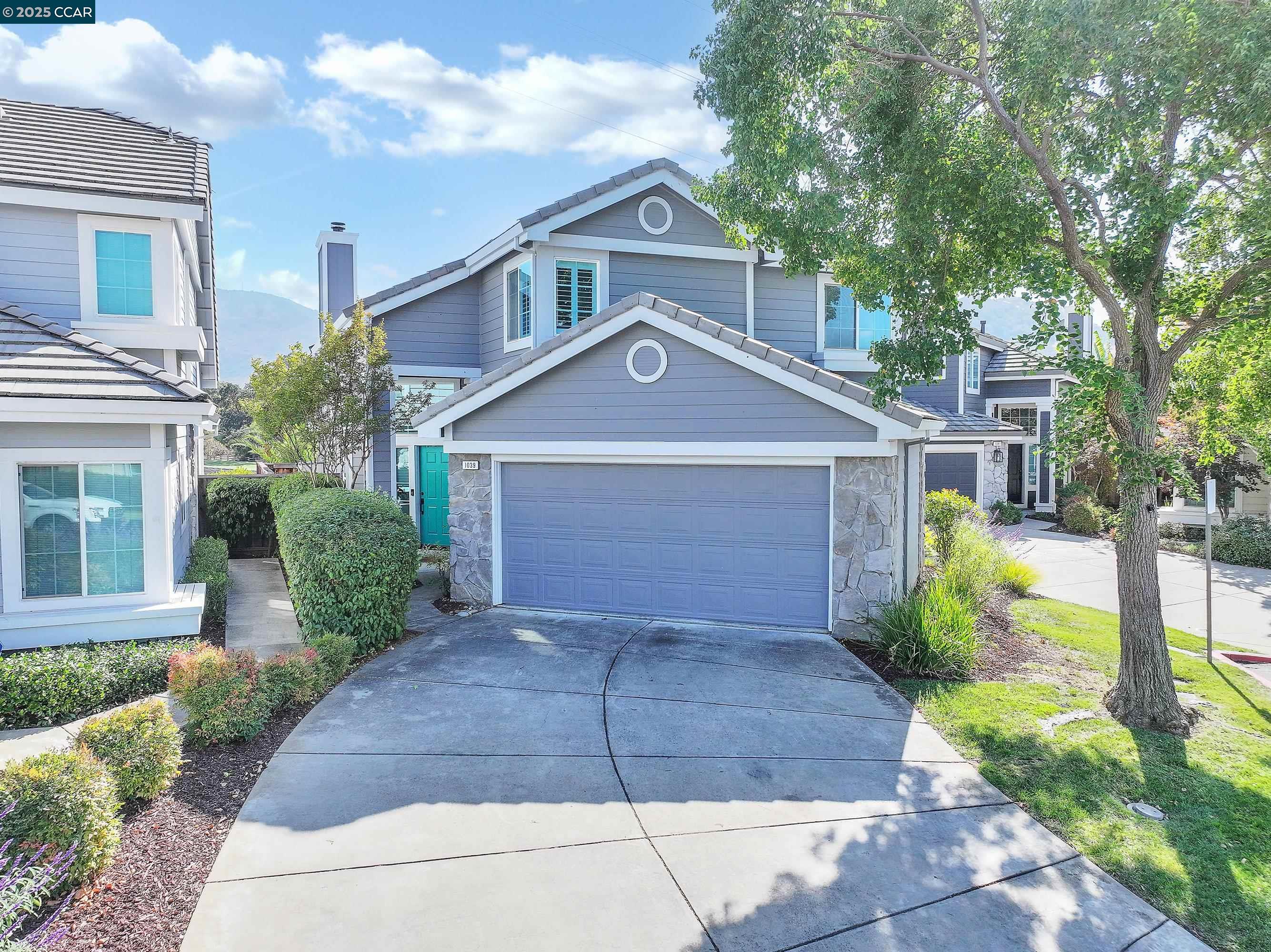 1039 Feather Cir