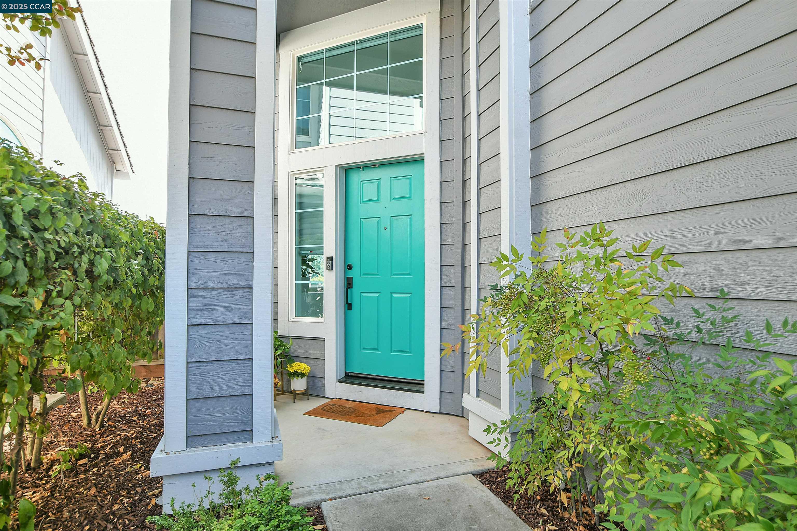 1039 Feather Cir