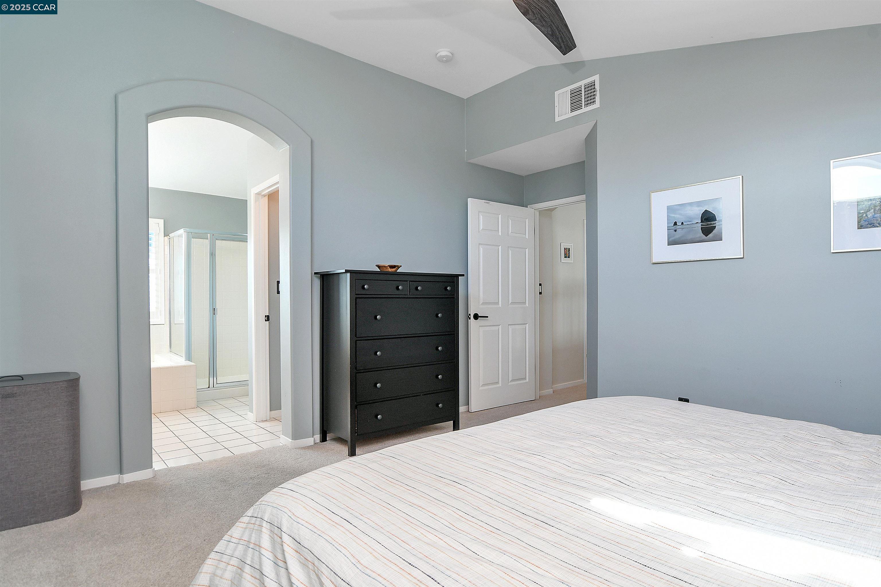 1039 Feather Cir