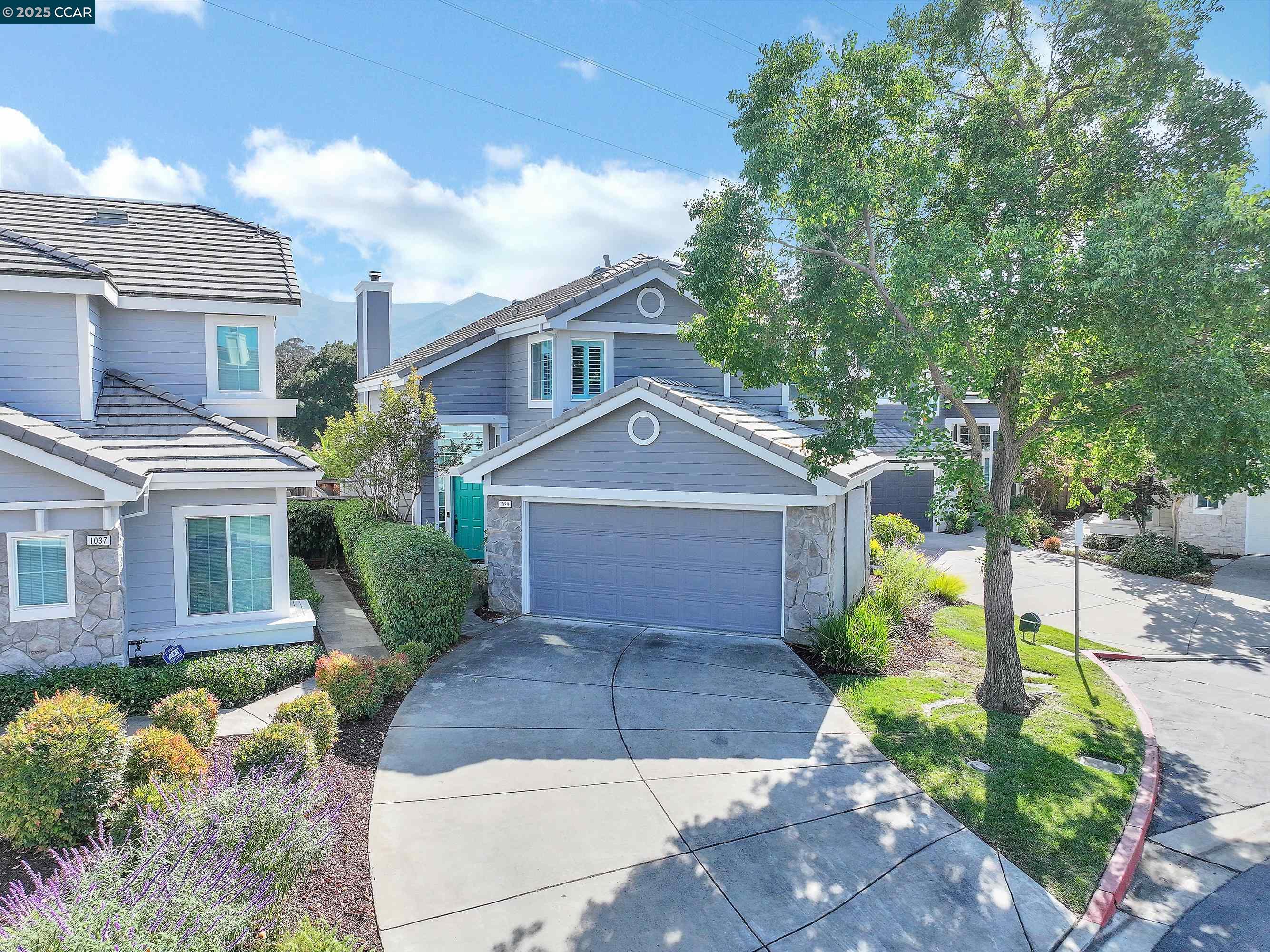 1039 Feather Cir