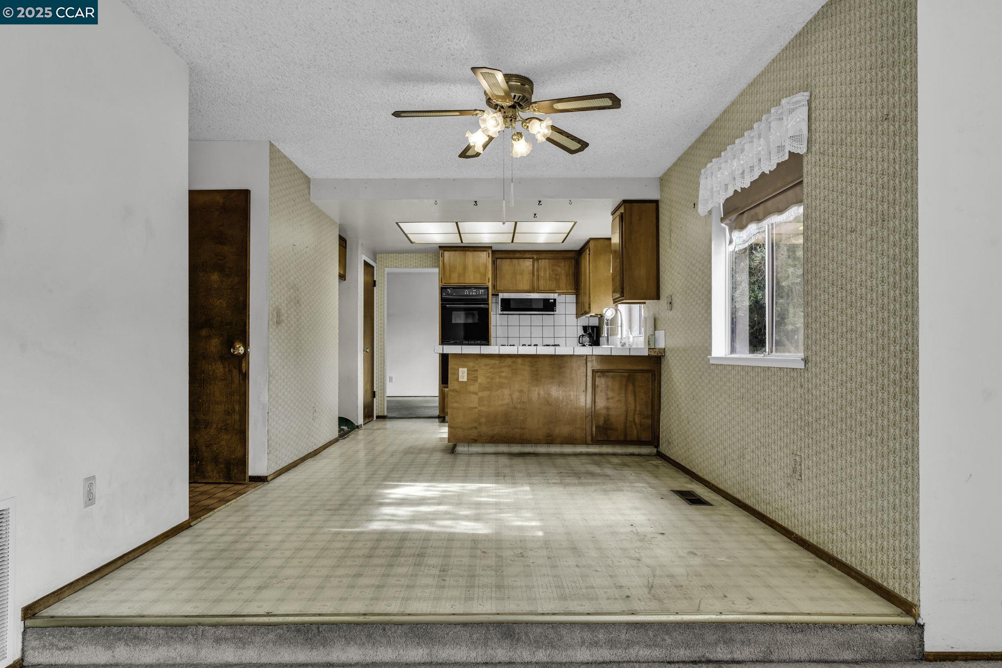 1239 Krona Ln