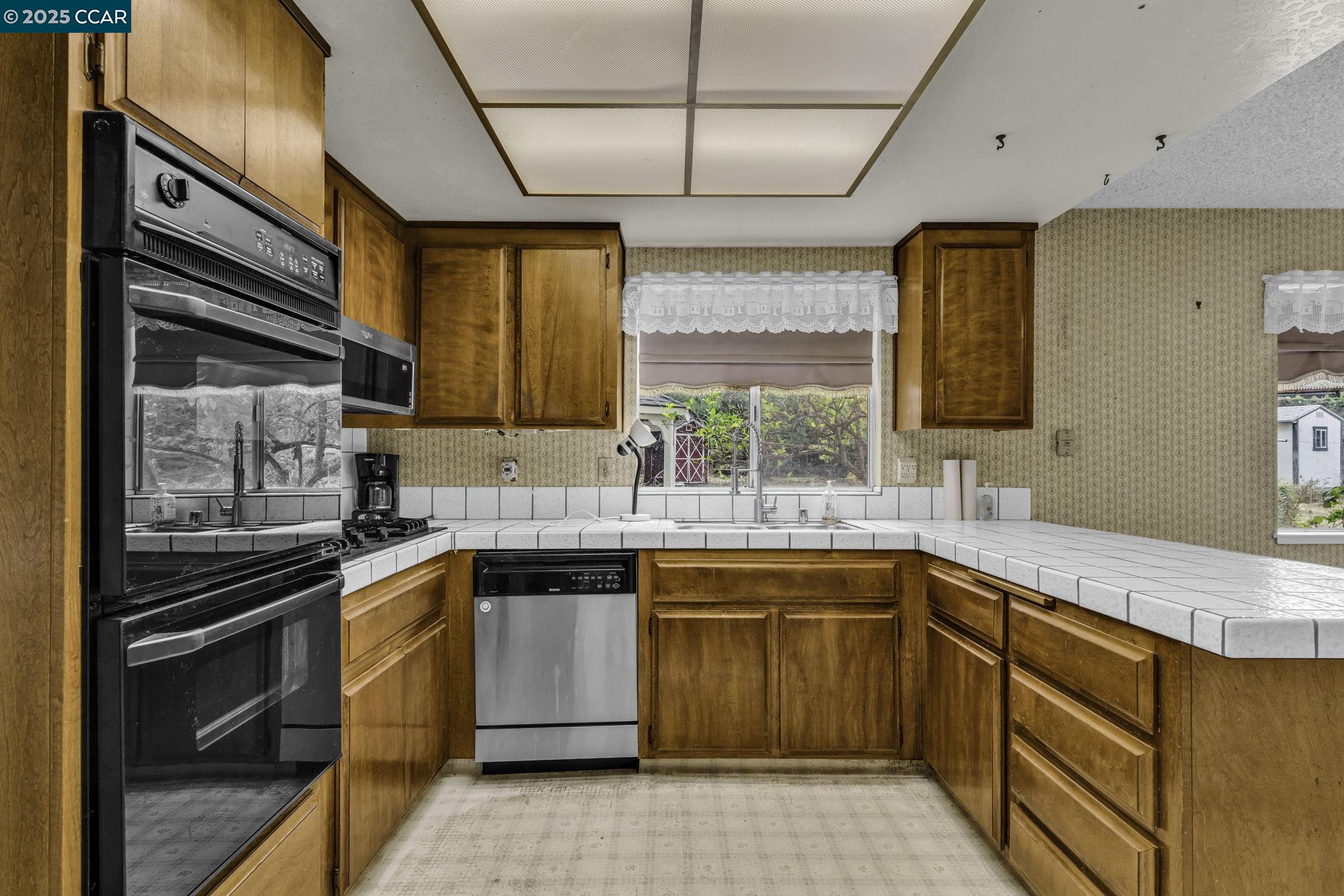 1239 Krona Ln