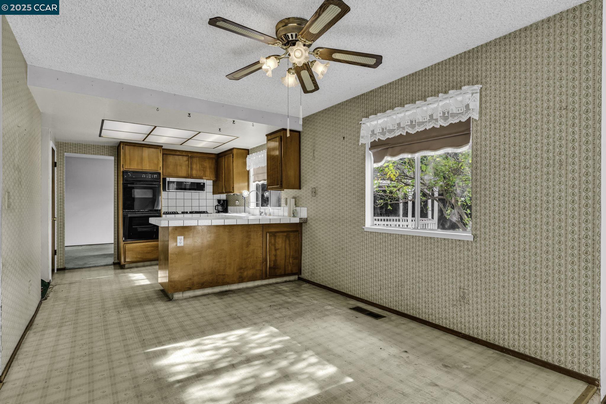1239 Krona Ln