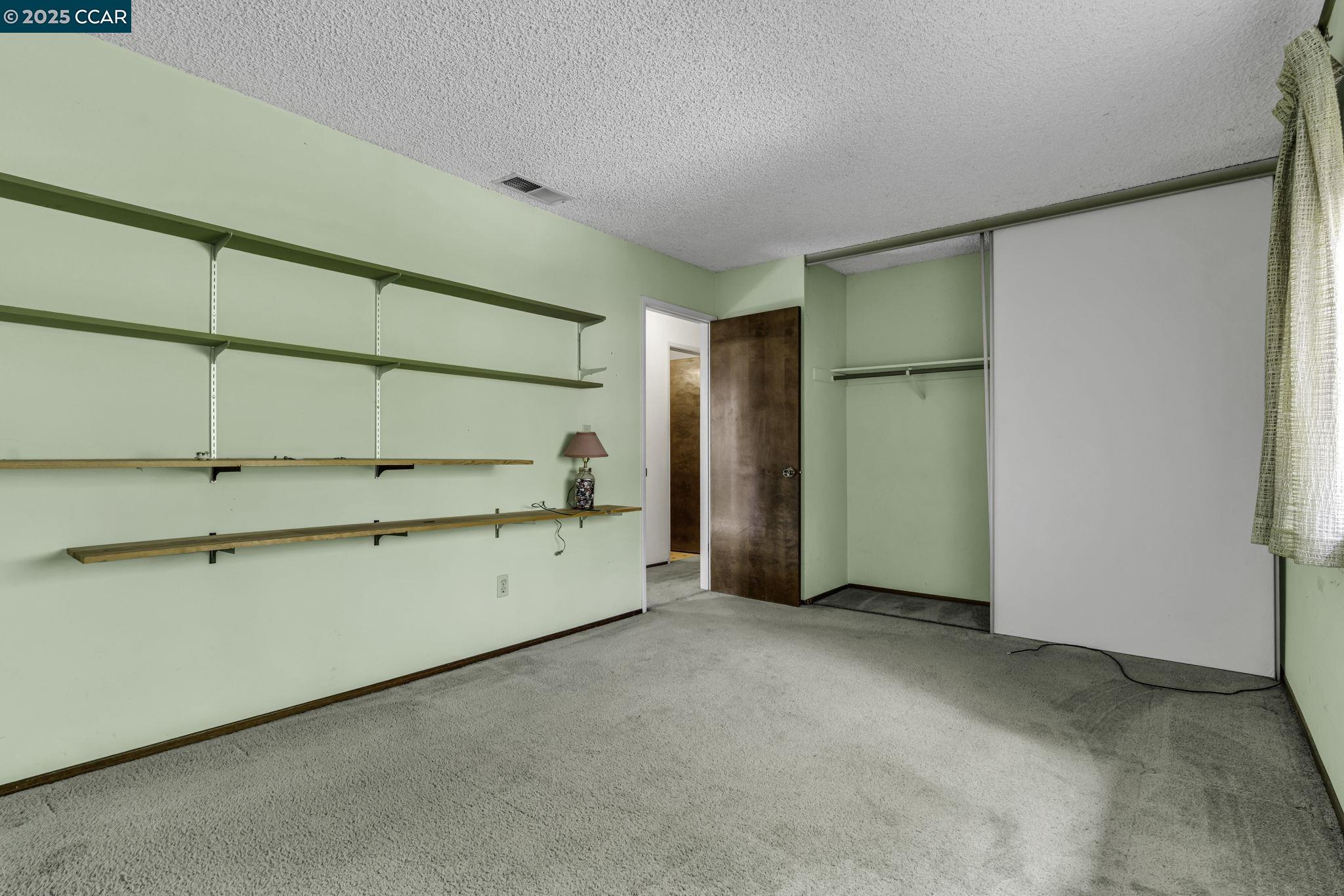 1239 Krona Ln